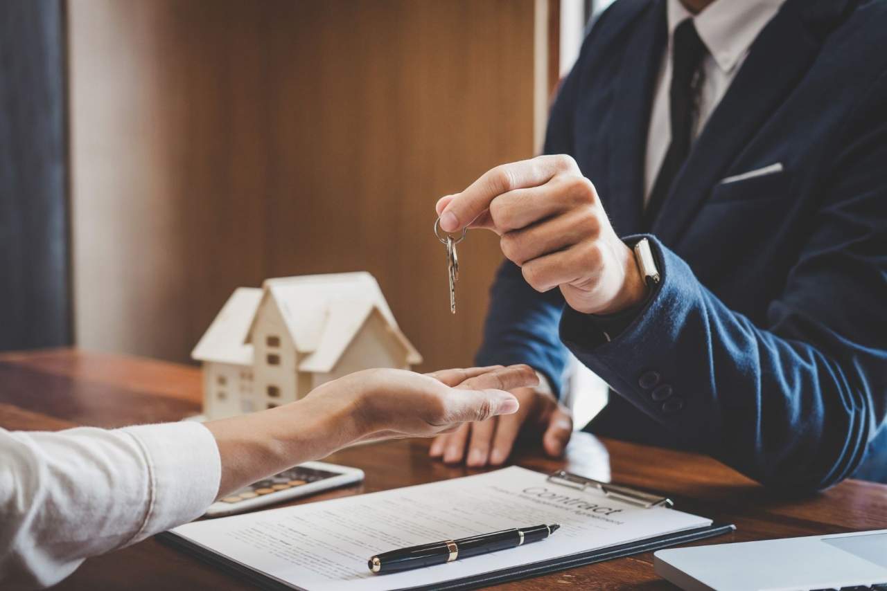 Mejor Inmobiliaria Alcalá de Henares: Adopta Tu Casa