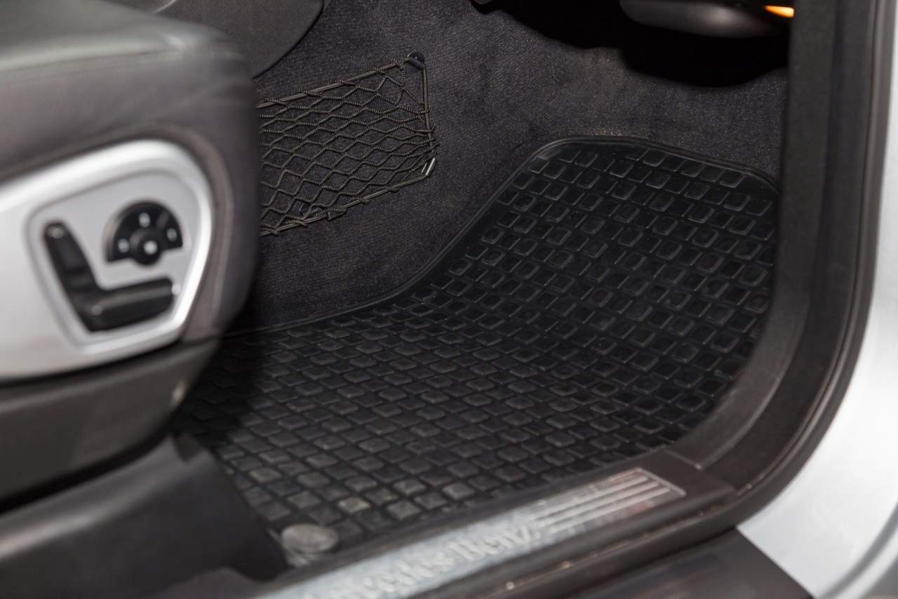 Comprar alfombrillas coche de manera online