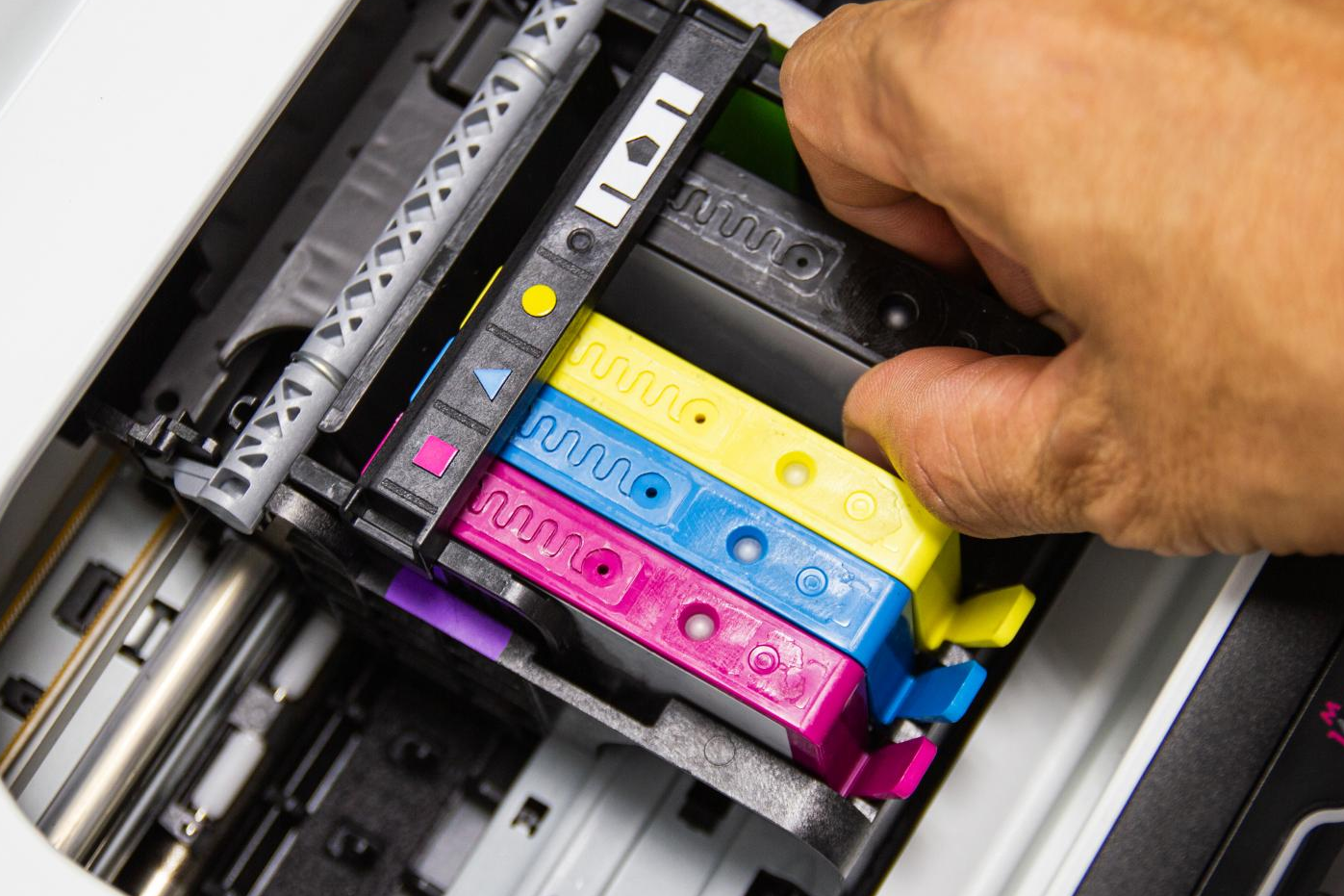 Click and Toner, la tienda especializada que permite comprar consumibles compatibles con LC3211