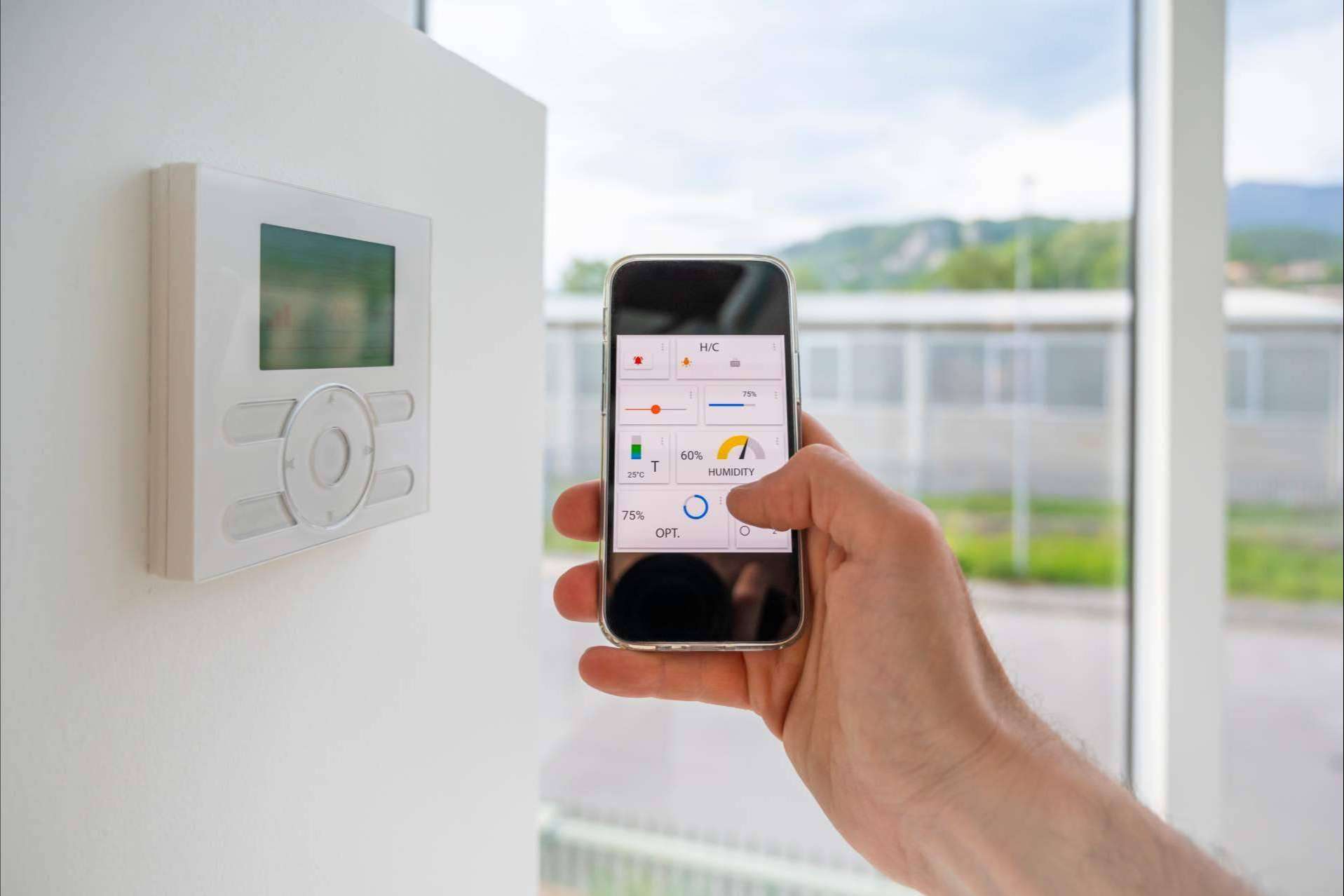 Adquirir material eléctrico Schneider Electric de la mano de Cadenza Electric