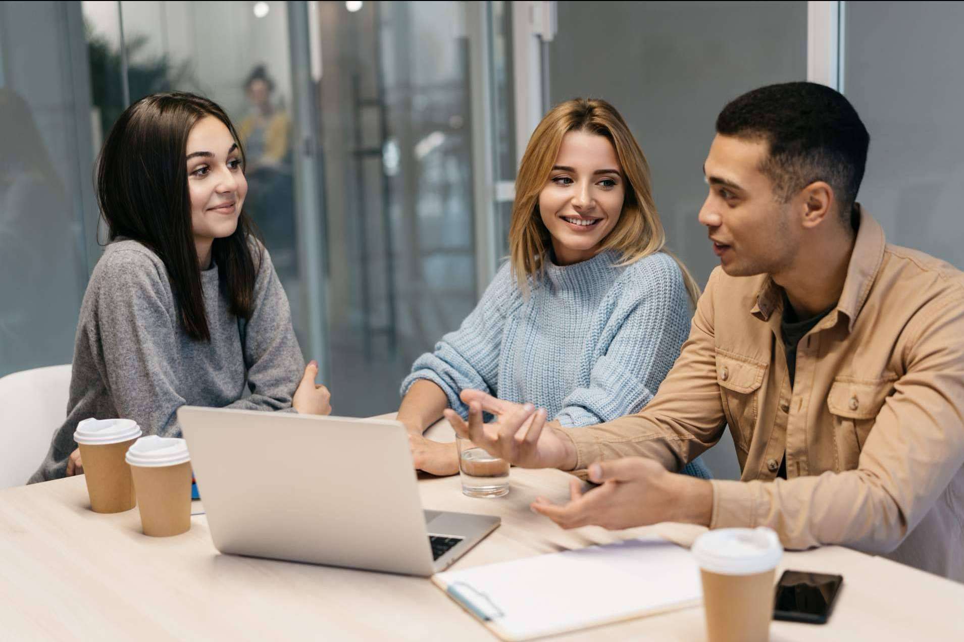 Learn spanish in Spain gracias a la escuela de idiomas TLCdénia