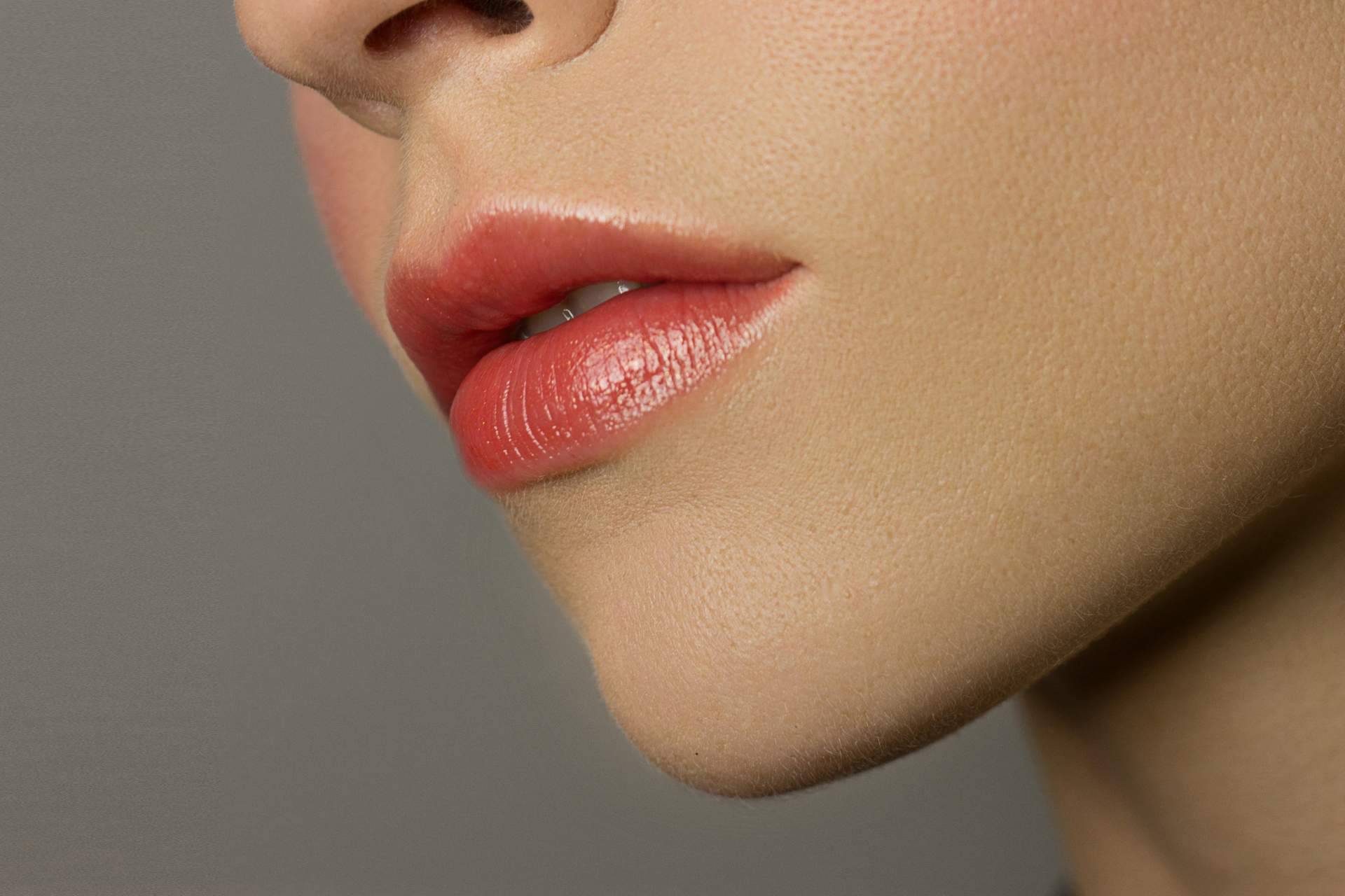 ¿En qué consiste el aumento de labios realizado por Clínicas Be?