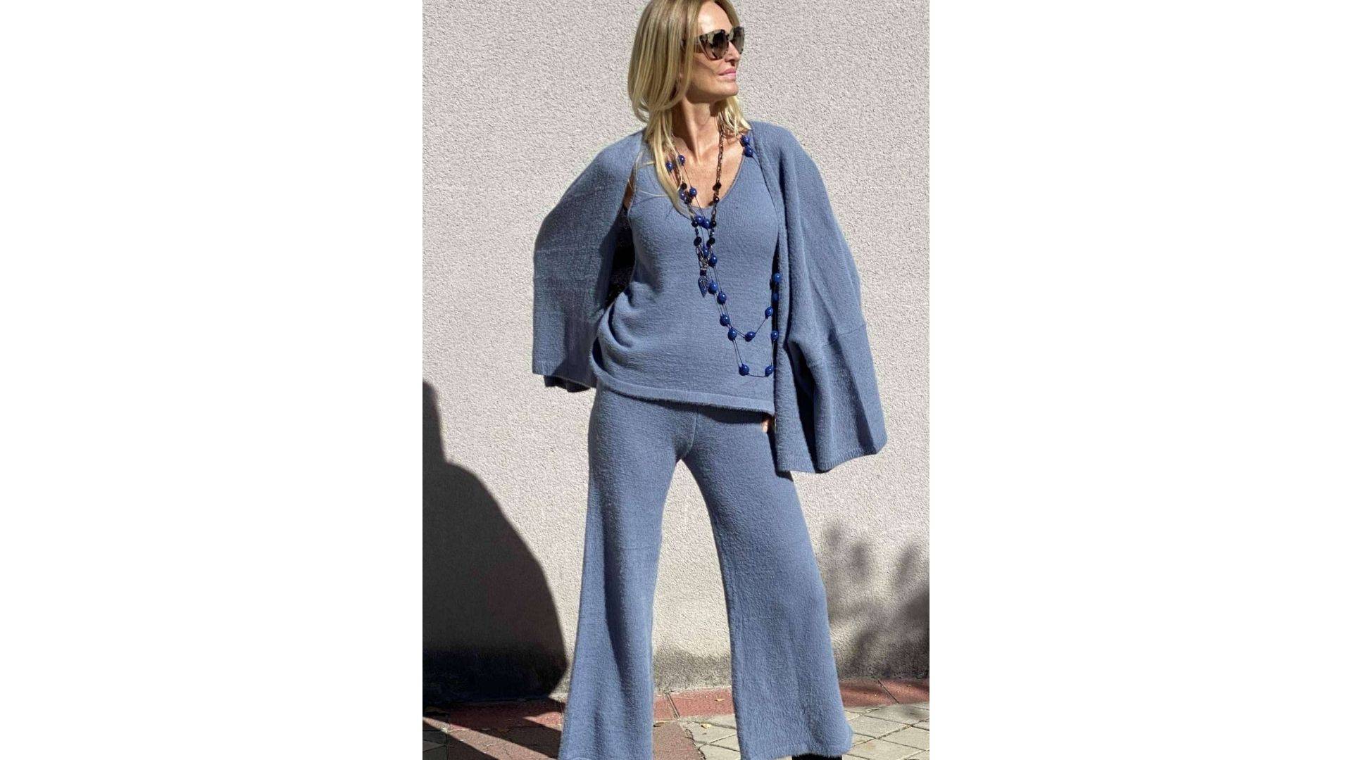 Las clientas de THANNAC visten de manera sofisticada, seductora y cómoda, con conjuntos con estilo