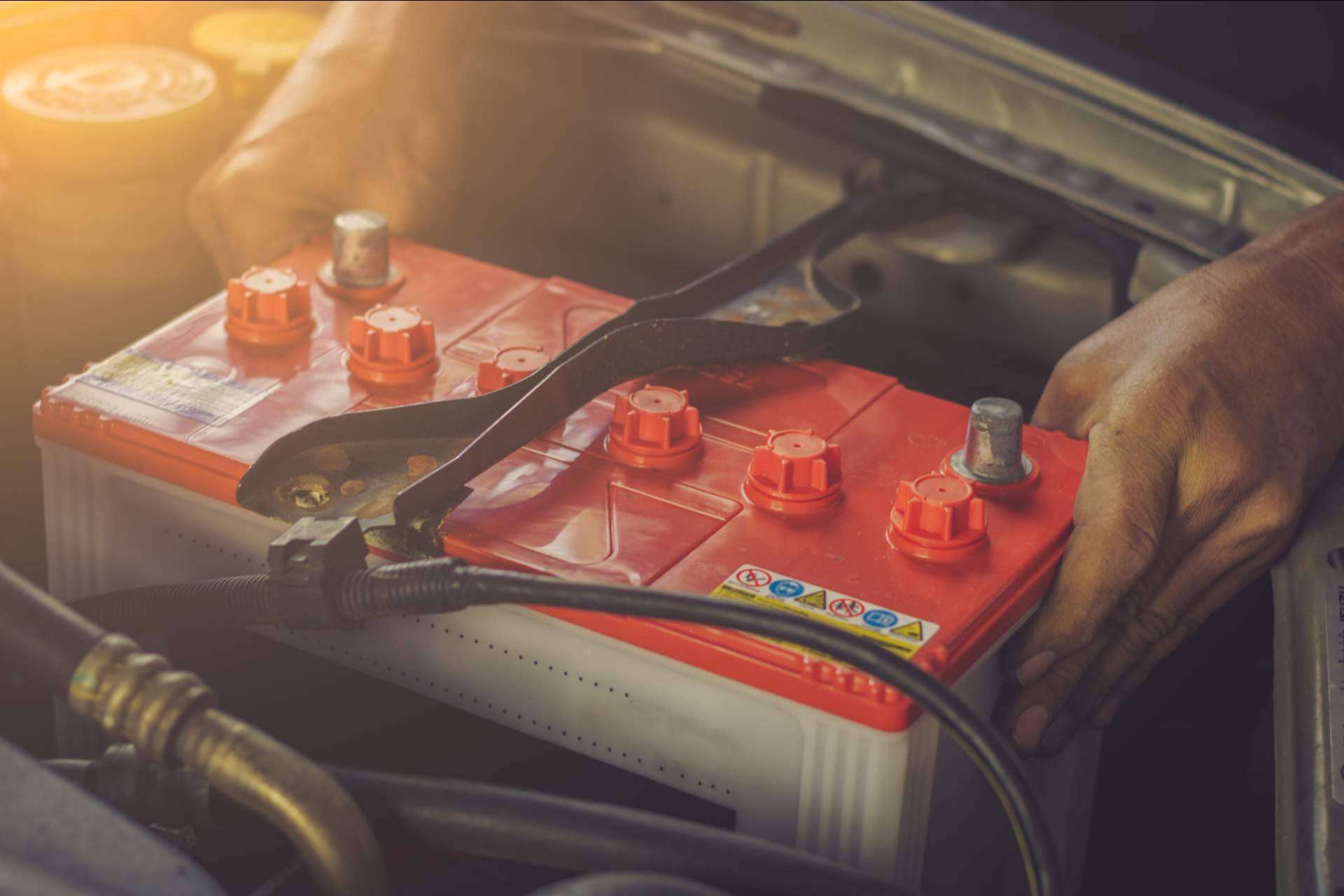 ¿Cuáles son las ventajas de comprar de forma online baterías de coche?