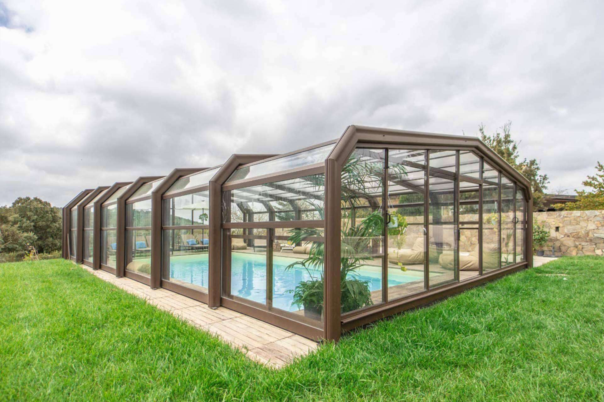Cubiertas para piscinas en aluminio con COVERTTO