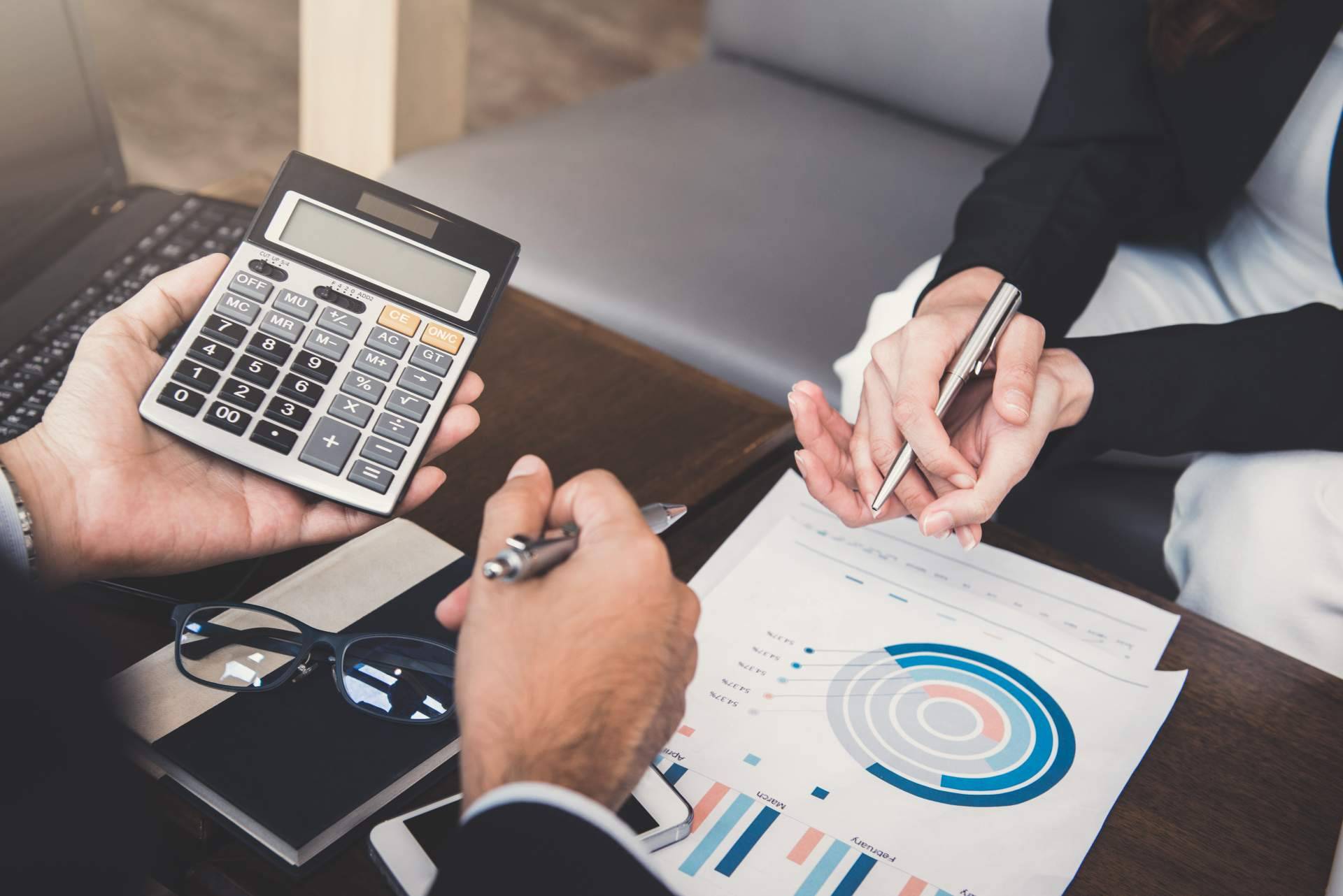 ¿Qué tipos de tarifas en seguros de decesos existen?