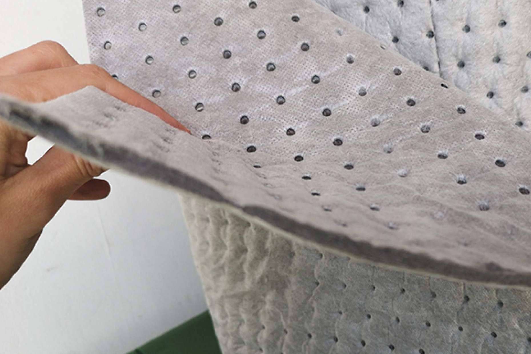 Rollos absorbentes; una solución definitiva ante derrame