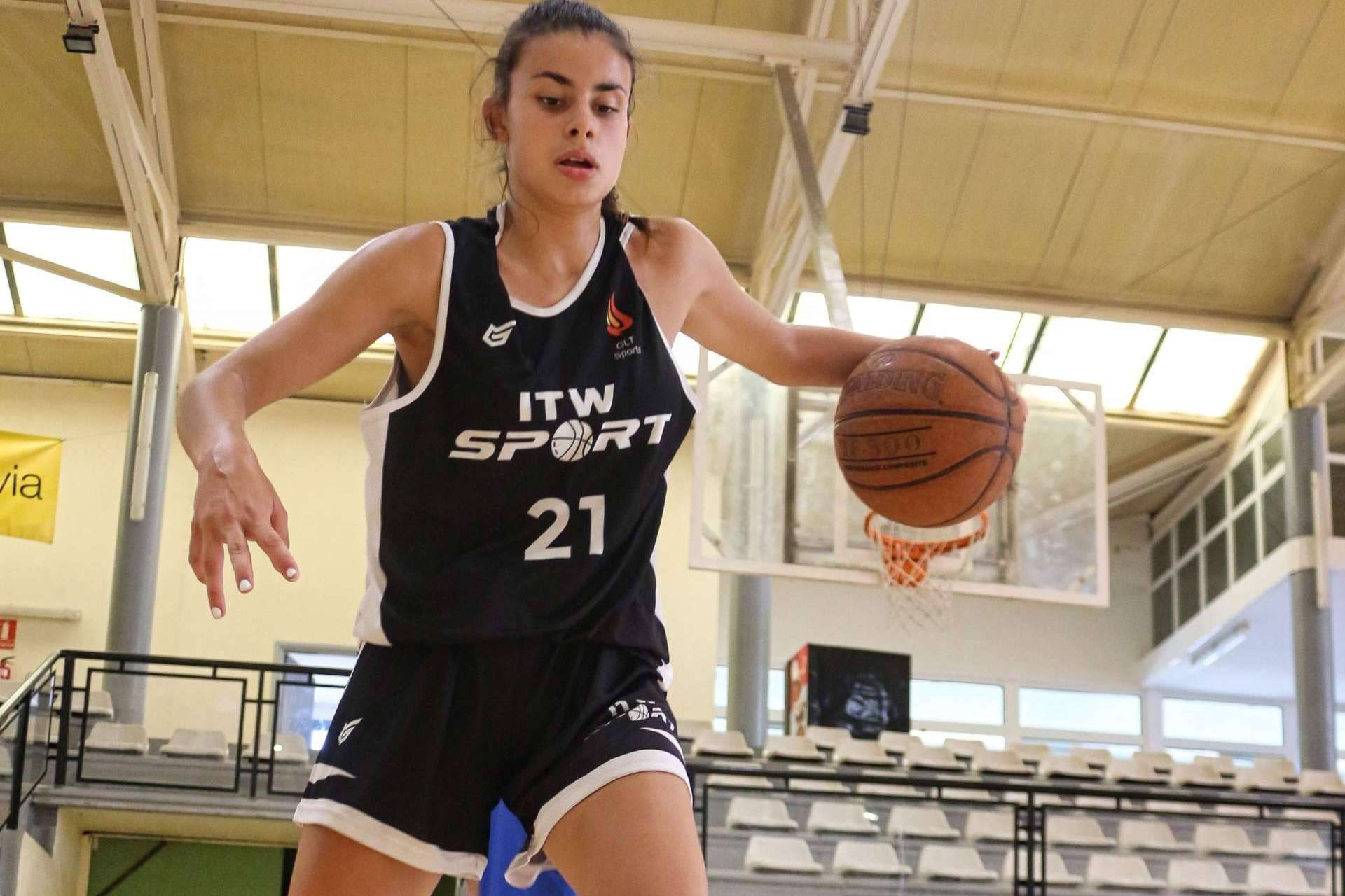 Mejorar la técnica en un centro de tecnificación de baloncesto, como ITW Sport