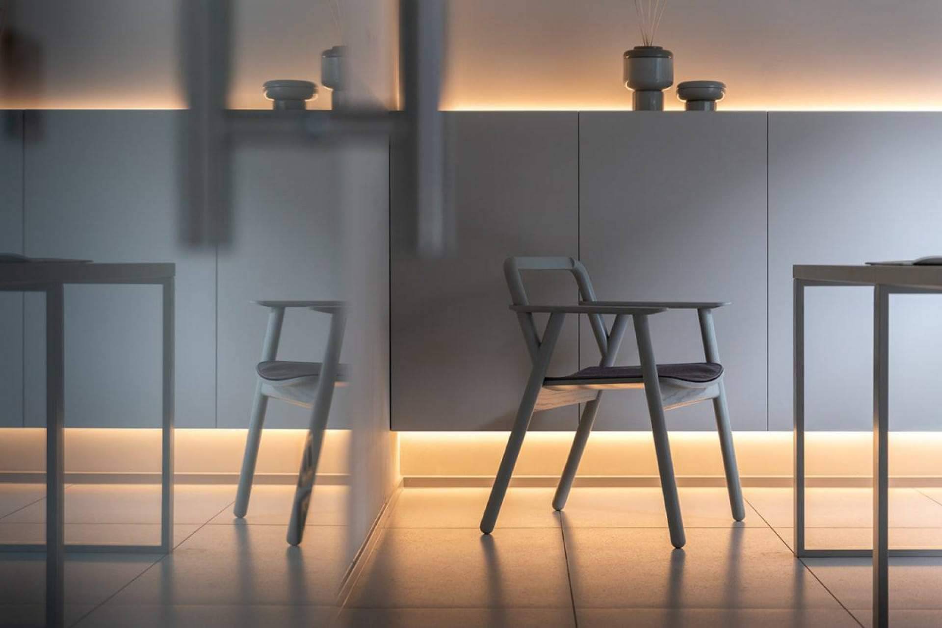Elegir la iluminación adecuada para el salón