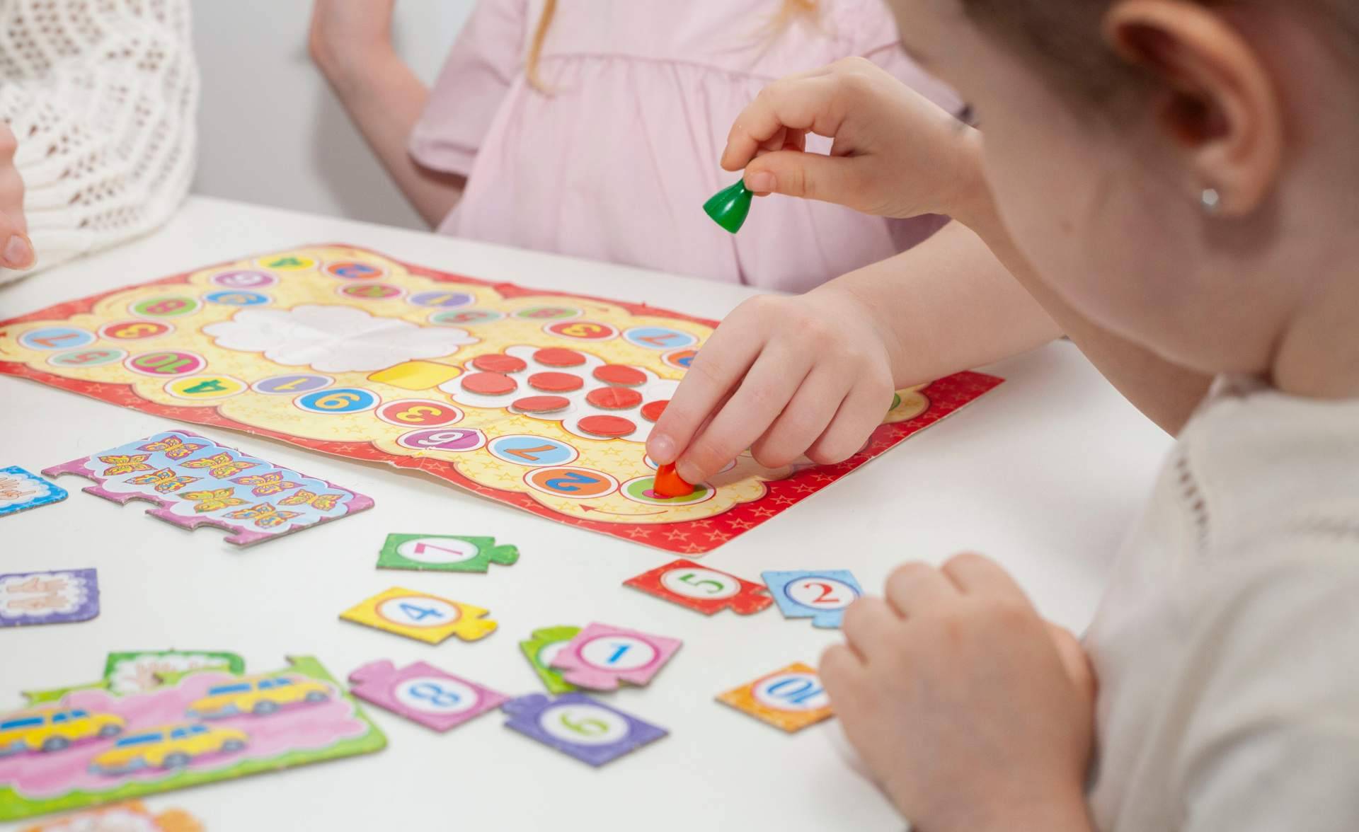 Fotocopia Barata ofrece juegos de mesa imprimibles y baratos para jugar con amigos