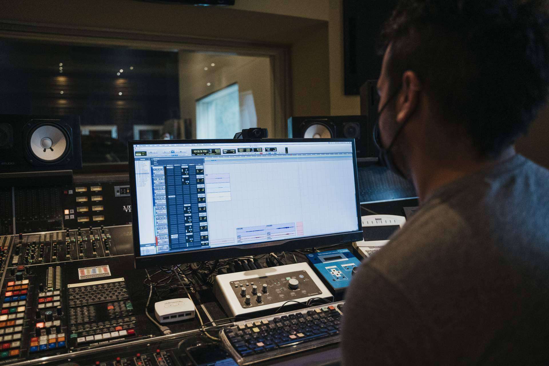 ¿Qué salidas profesionales tiene un productor musical?