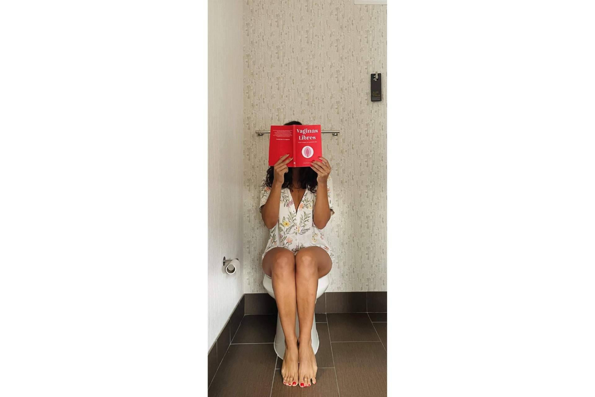 Vaginas Libres, la guía práctica que permite a las mujeres conectar física, mental y espiritualmente con su menstruación