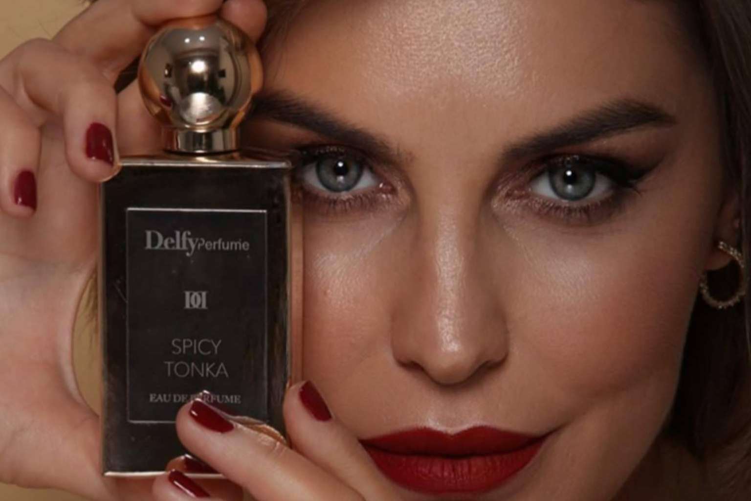 Un perfume único para parejas de Delfy Cosmetics
