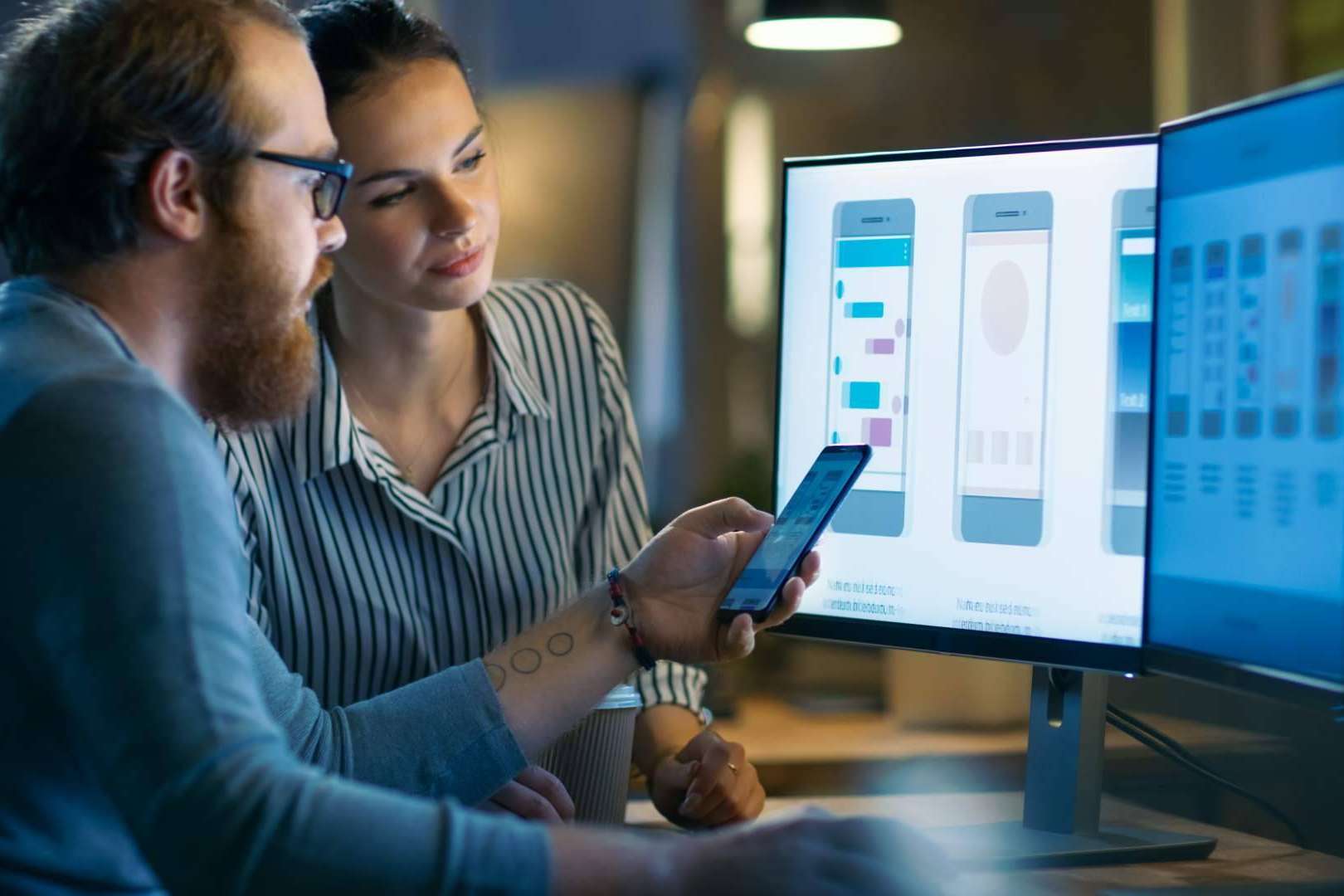 ¿Cuáles son las características y ventajas de una app híbrida?