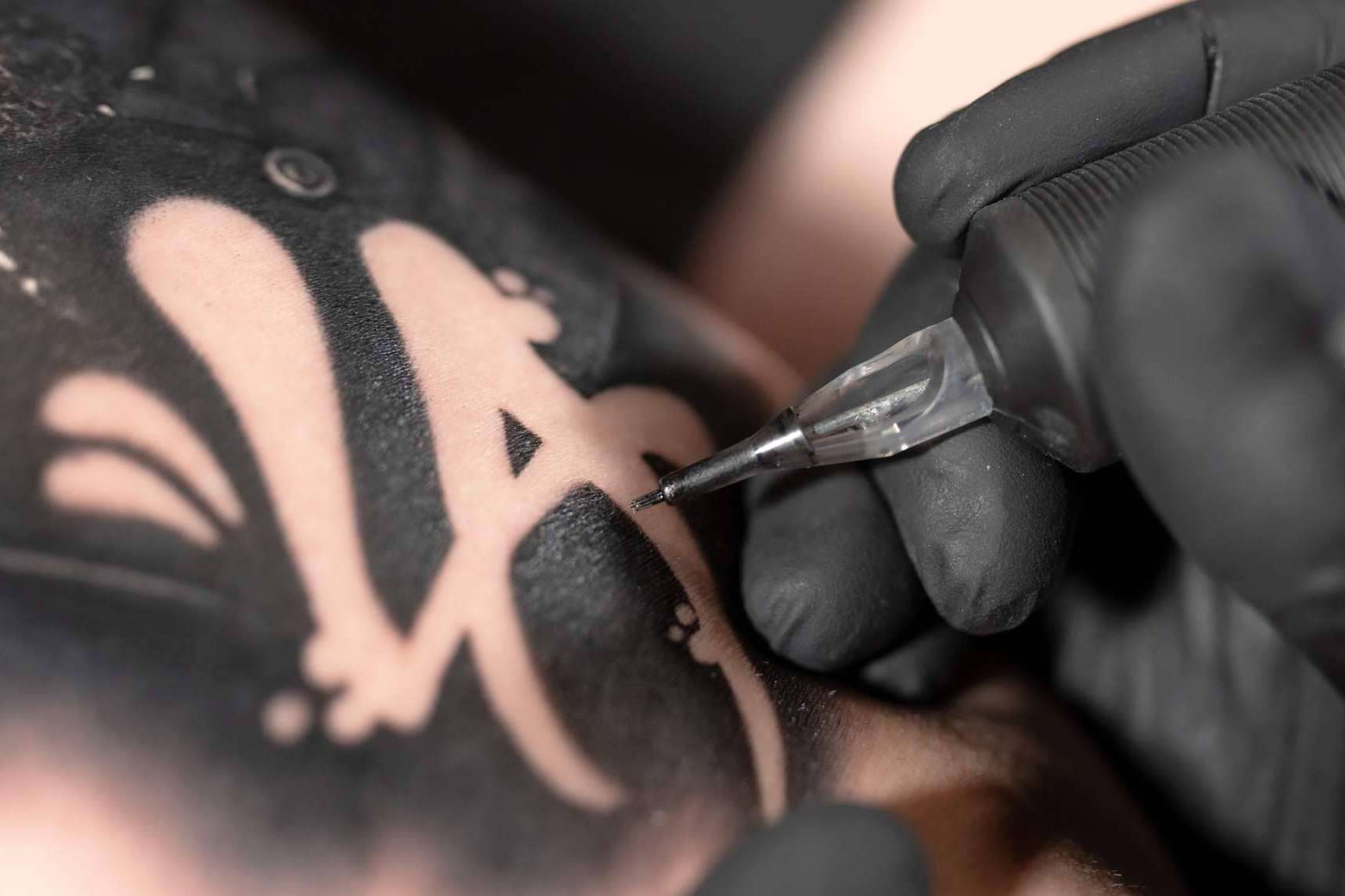 Aprender a tatuar de forma online, con Habbility