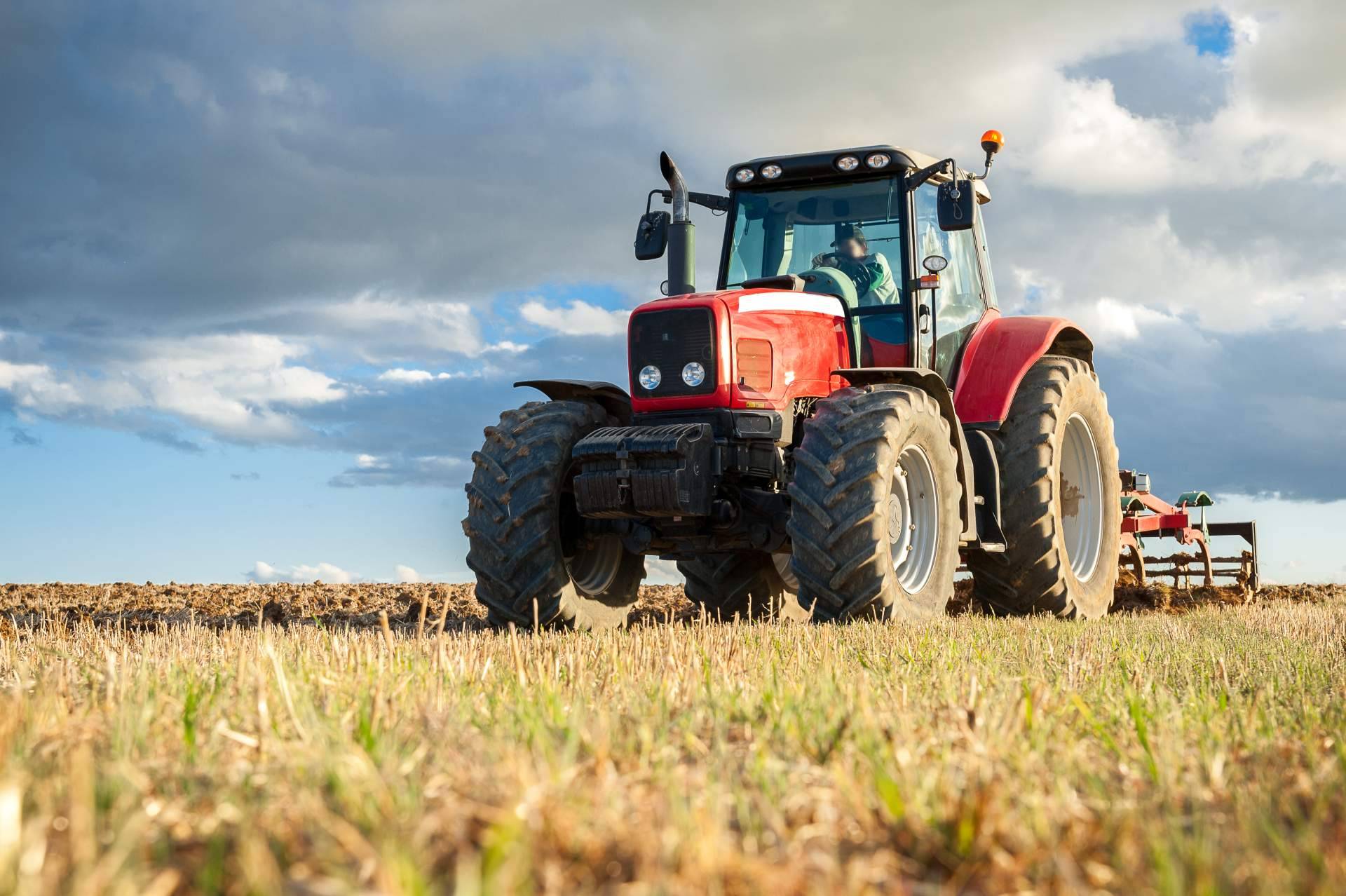 ¿Cómo tasar la maquinaria agrícola?