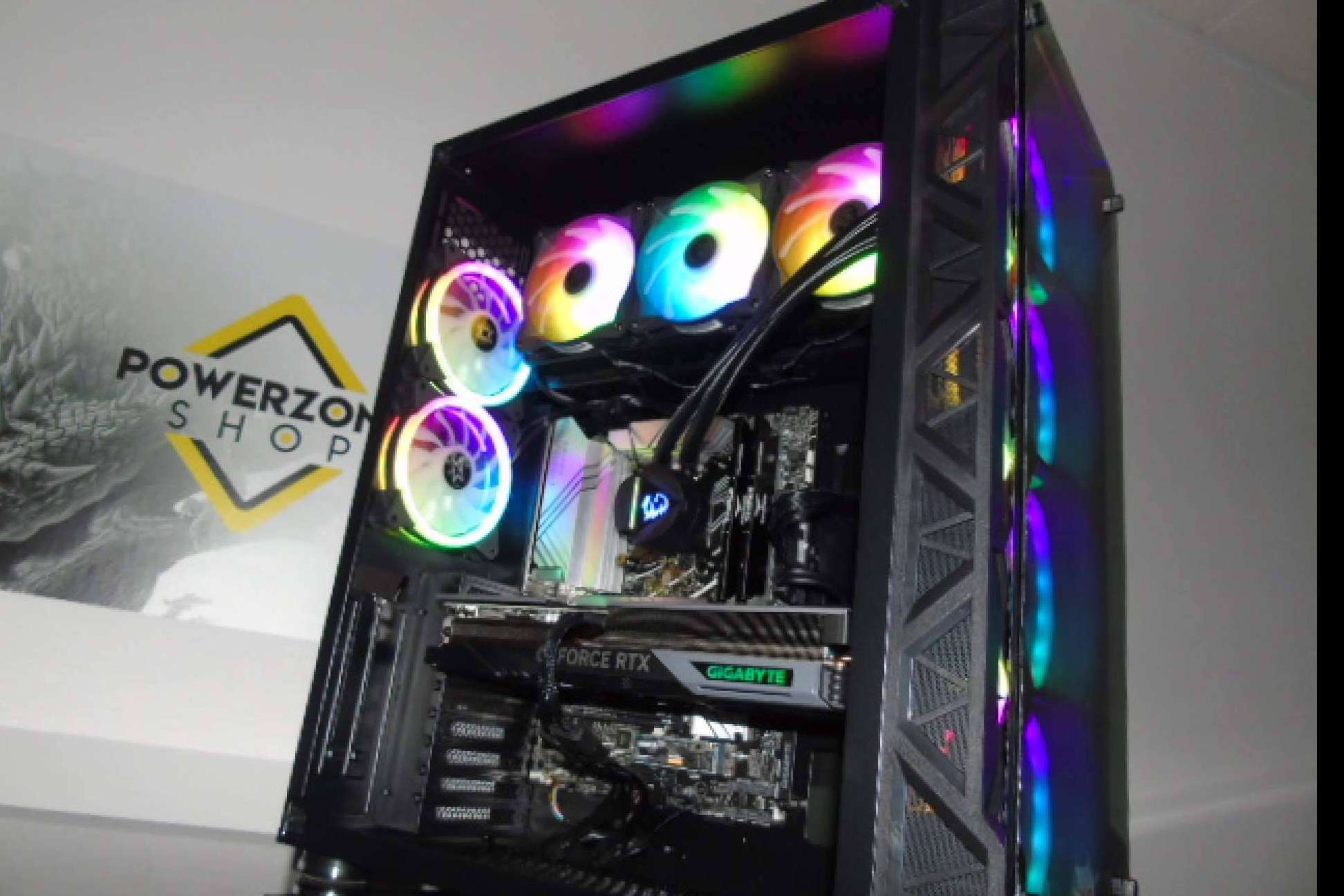 Gamas de PC para todos, con PowerZone