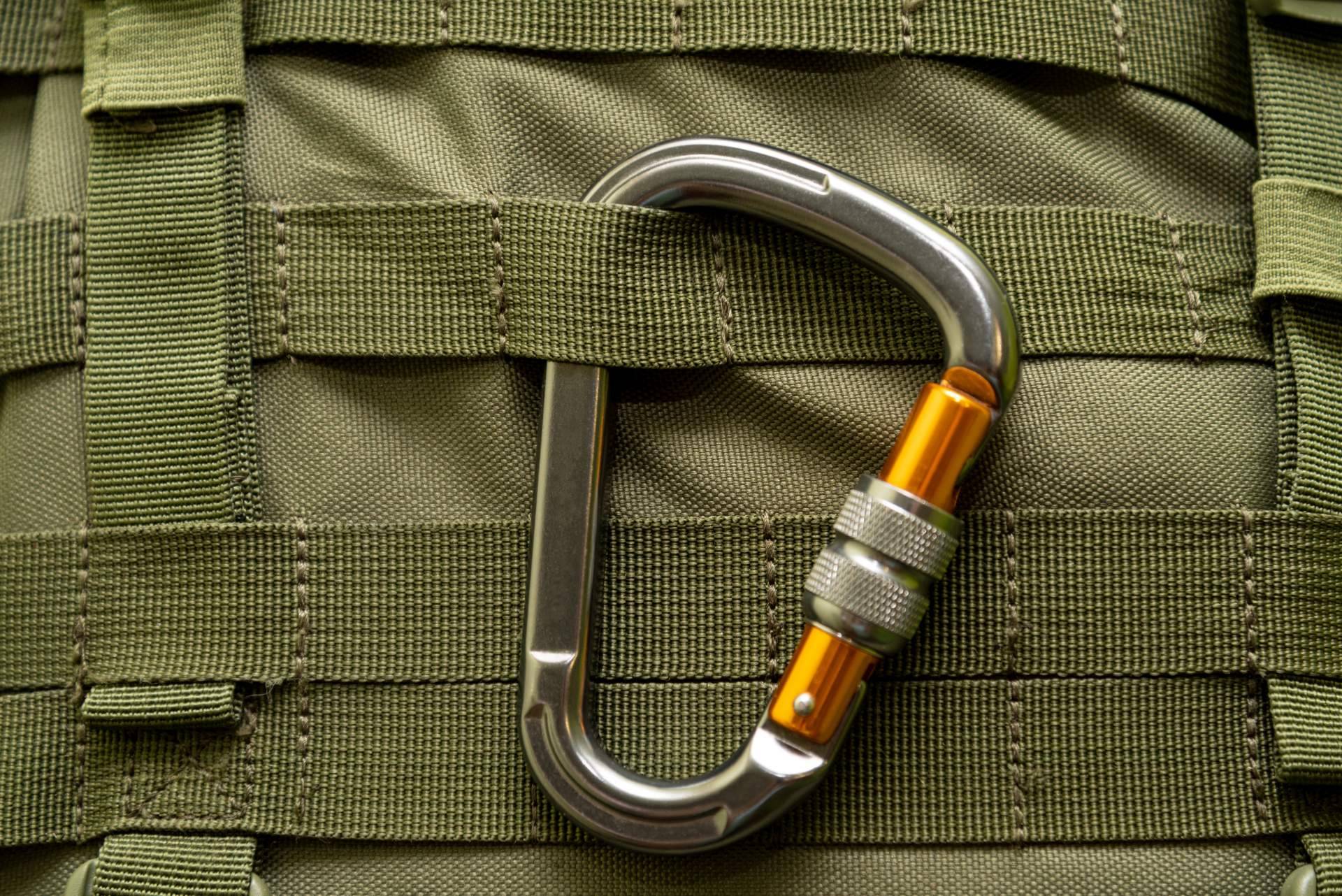 Mochilas militares tácticas; la solución efectiva para llevar el equipo de fuerzas de seguridad