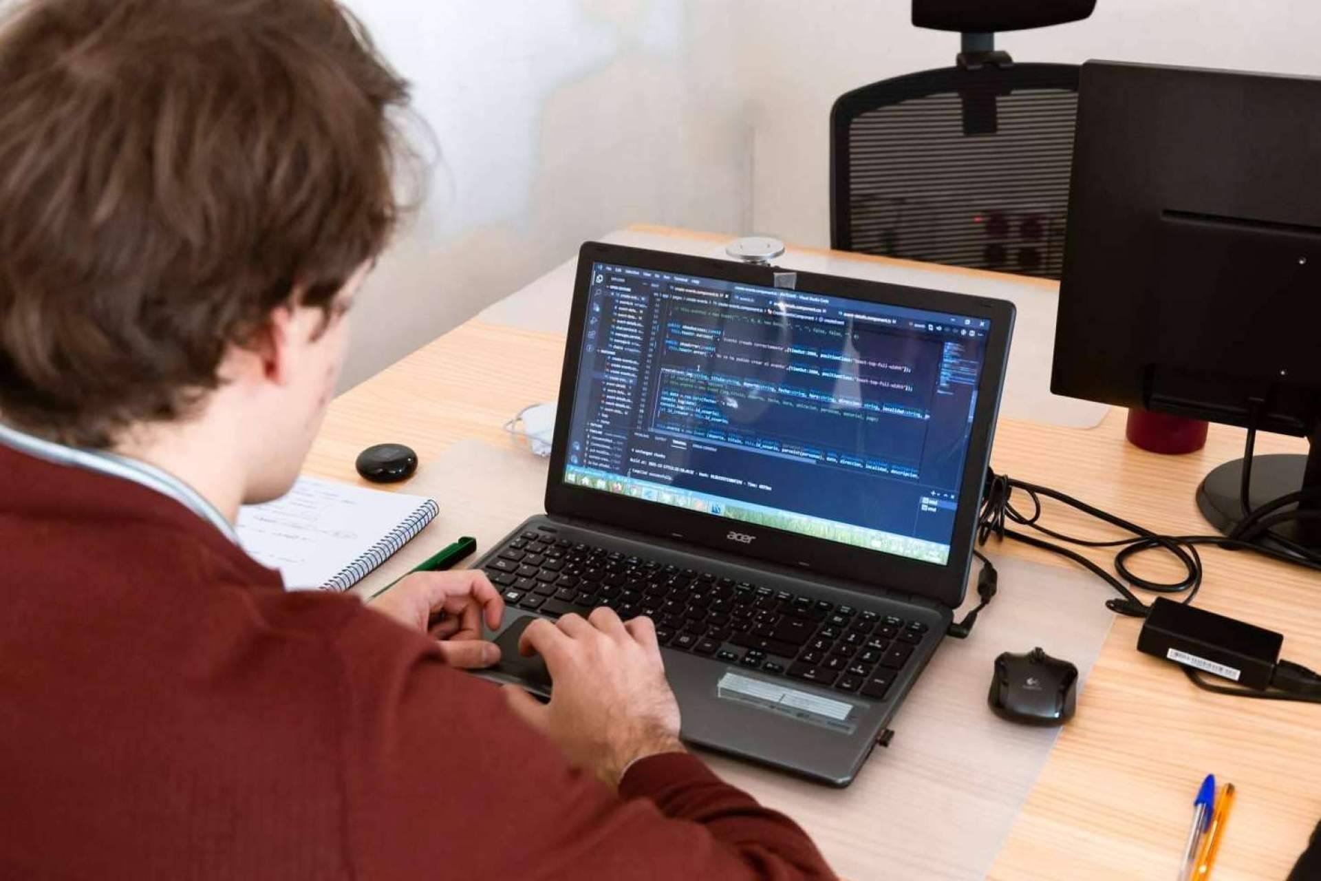 Aprender a programar desde cero de la mano de Codenotch