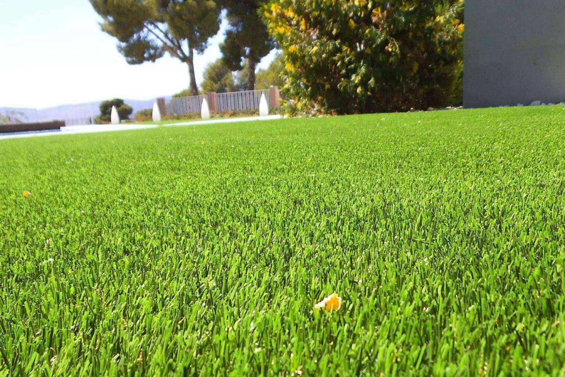 ¿Por qué optar por el césped artificial en el jardín o la terraza?