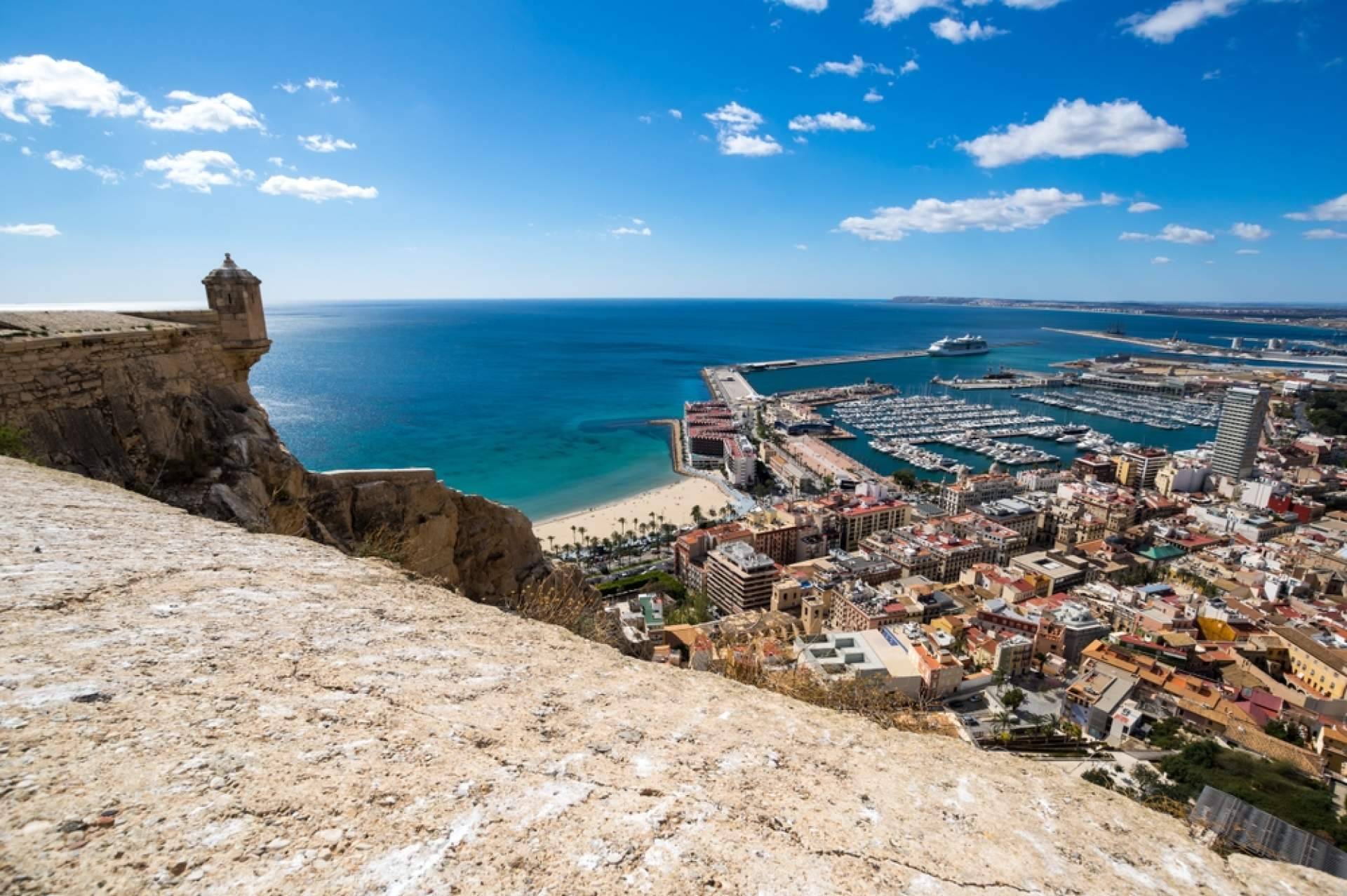 Propiedad en venta en Costa Blanca, por HOME TARGET