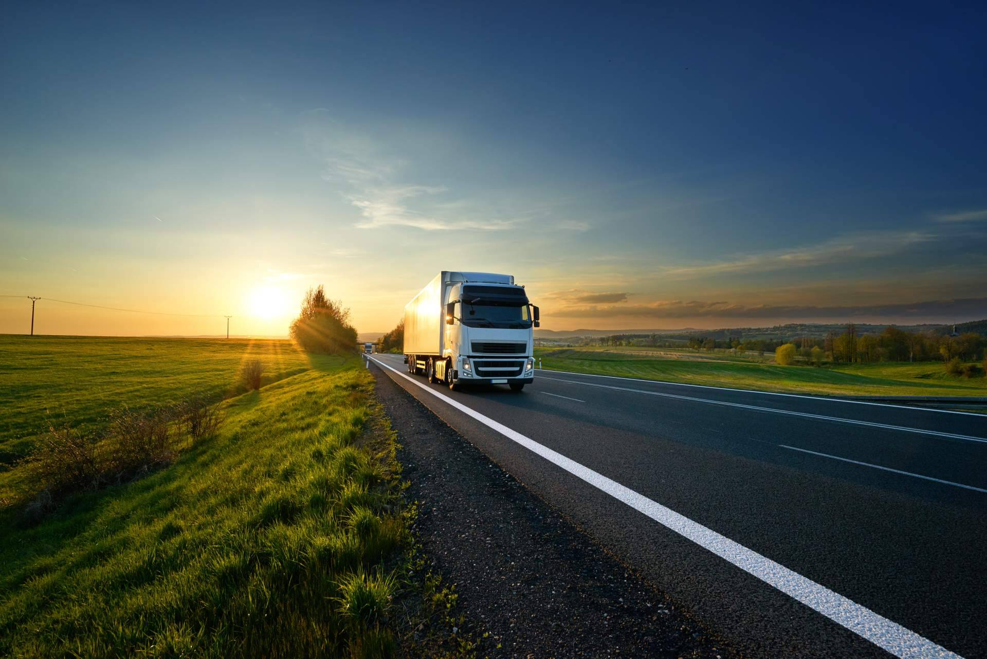 Encontrar un seguro camiones experto en vehículos de transporte industriales con Camion Protect