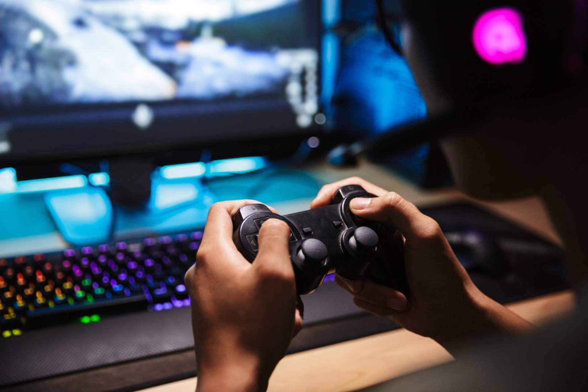 Conocer las diferencias entre monitores y televisiones gaming, con TCL