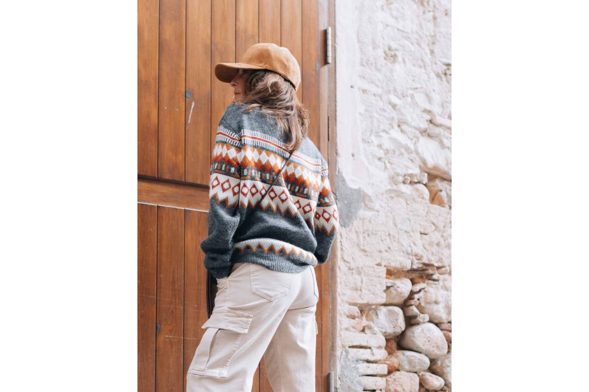 Prendas elegantes y versátiles en una tienda online de ropa