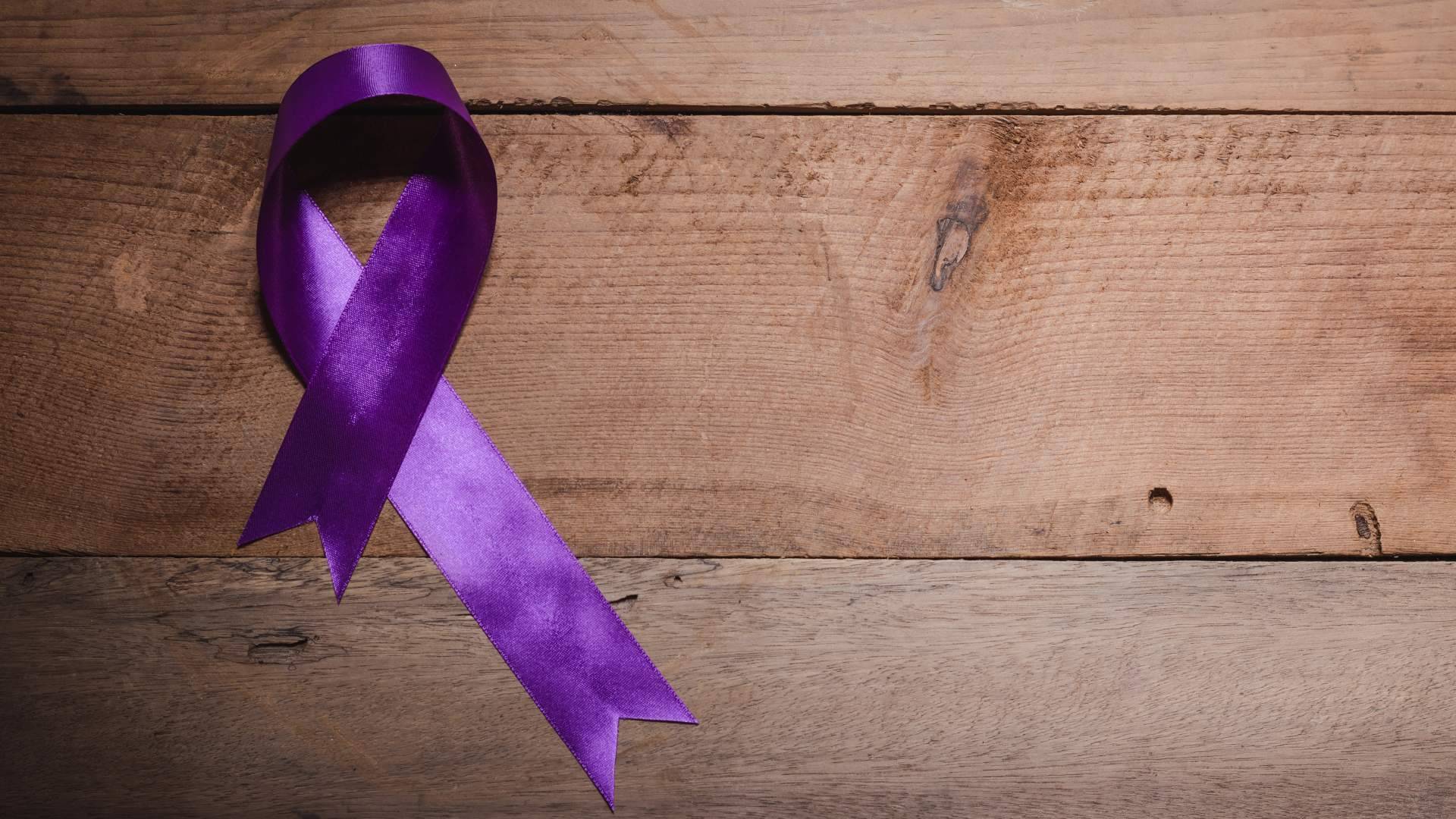 Especialización en delito de violencia de género, con Català Reinón