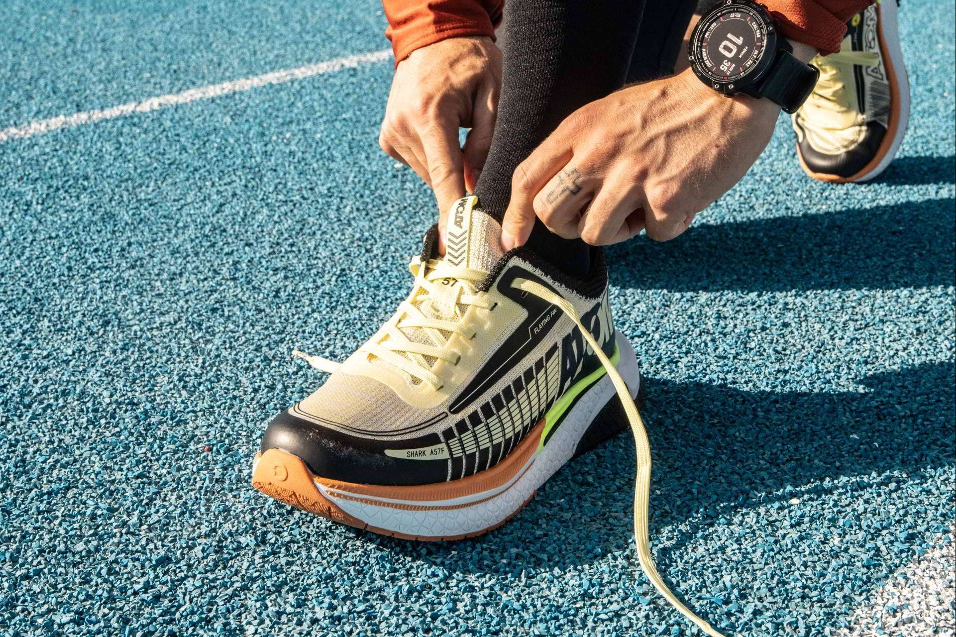 Shark AT130, el calzado deportivo español que revoluciona el running y la moda