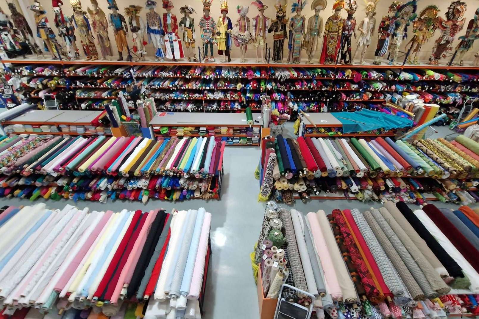 La historia de la tienda de Carnaval Casa Ángel, de la mano de su CEO