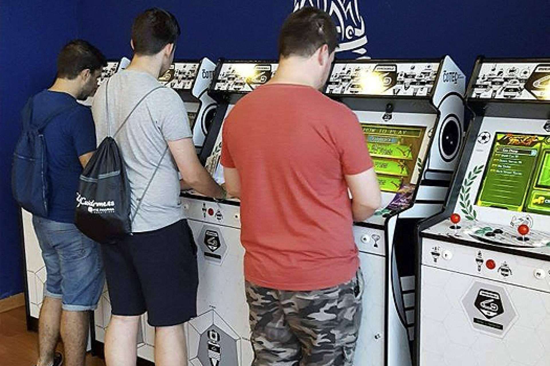 MiArcade ofrece servicios de alquiler de máquinas recreativas para fiestas inolvidables