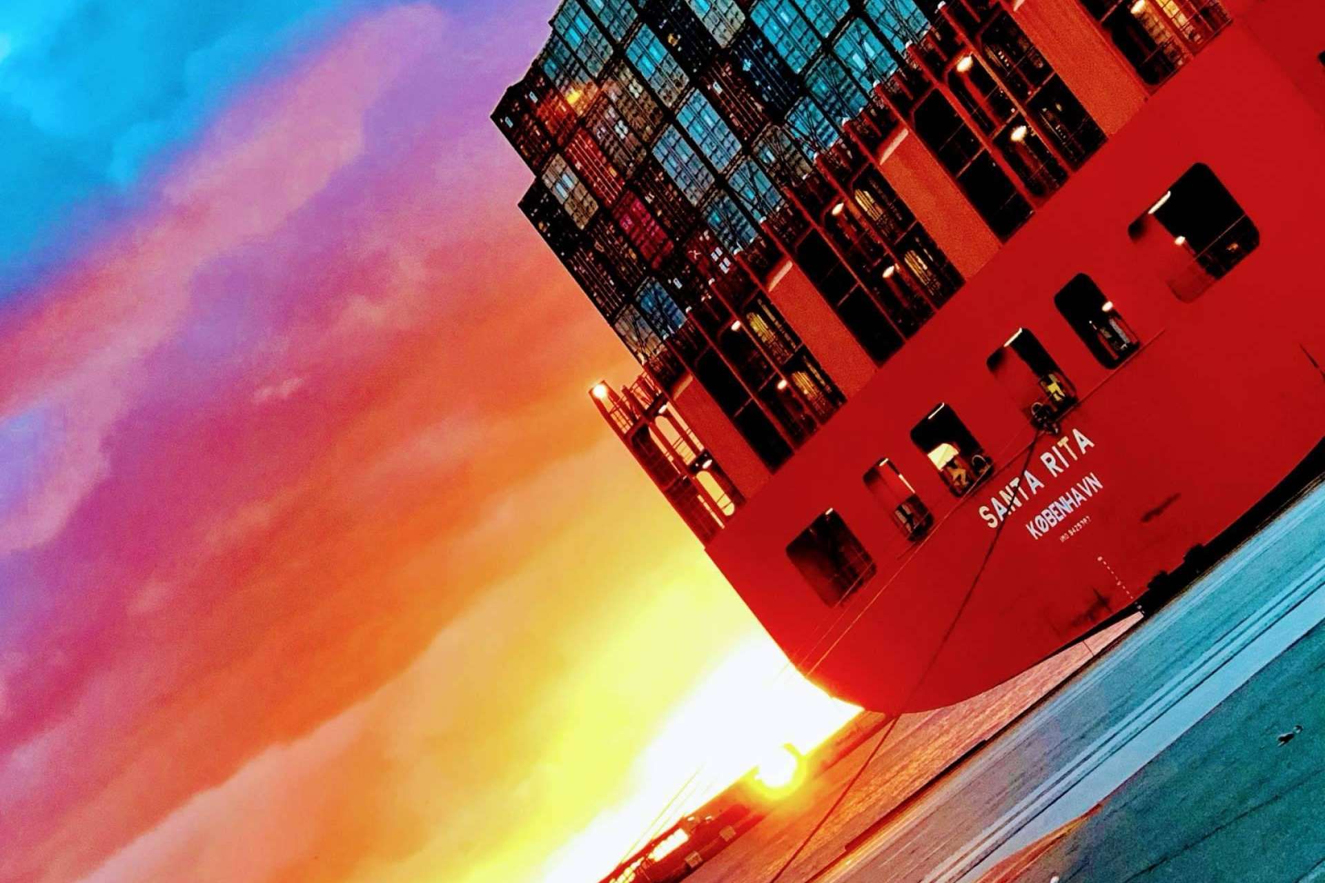 El puerto de Algeciras recibe a gigantes