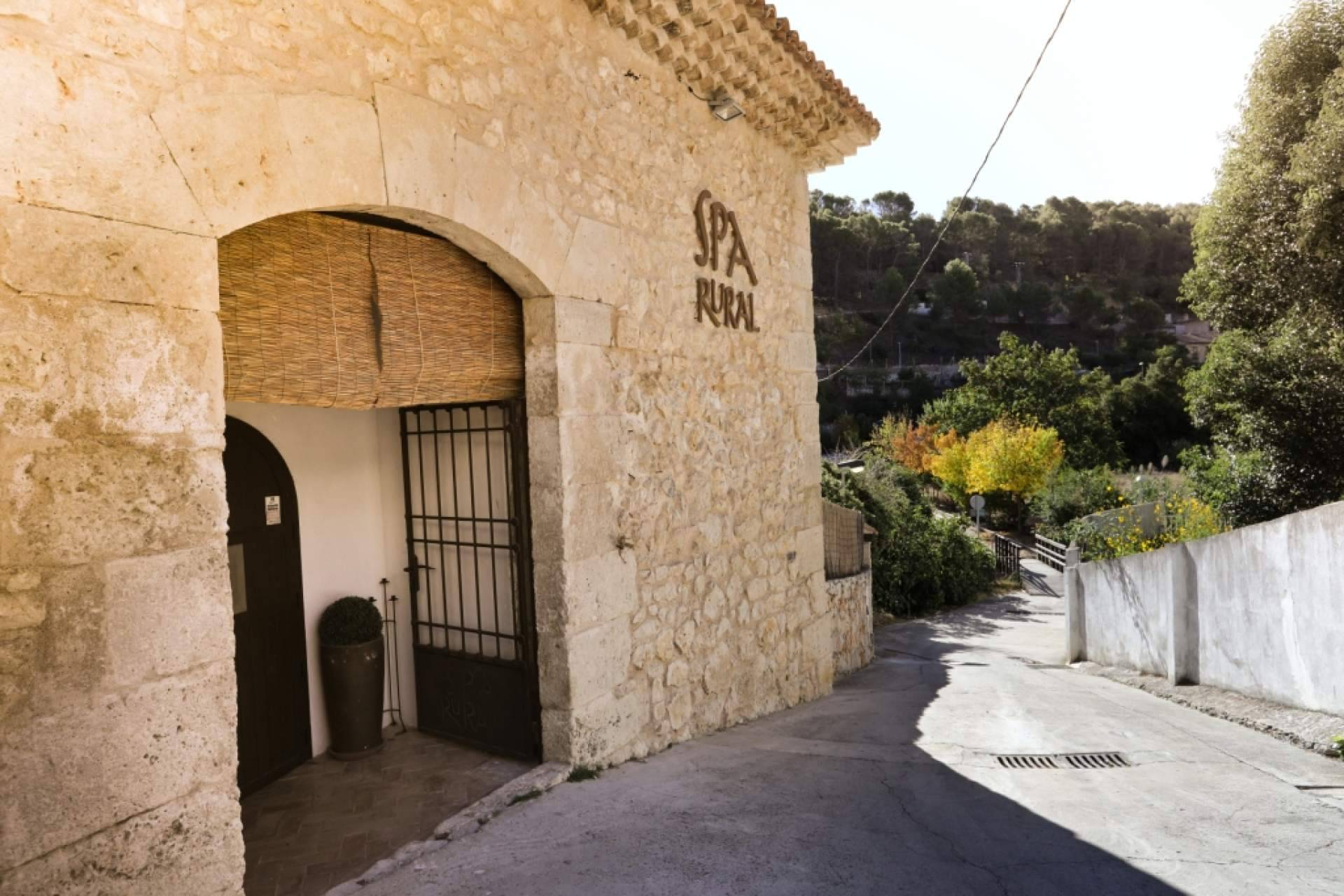 Spa Rural Pastrana, un destino ideal con paquetes de verano para una escapada romántica o con amigos