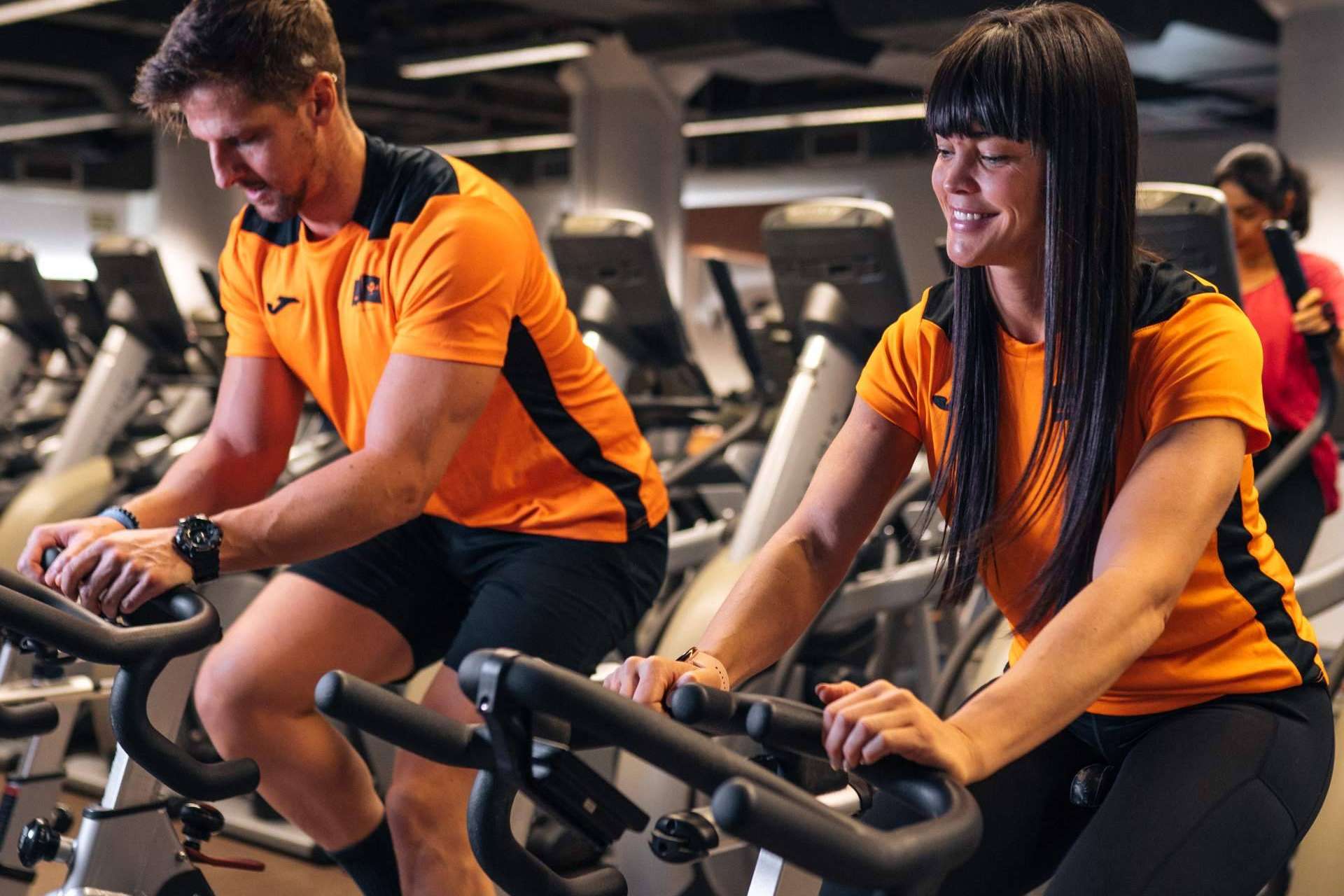 VivaGym ofrece flexibilidad en el entrenamiento con su amplio horario de apertura