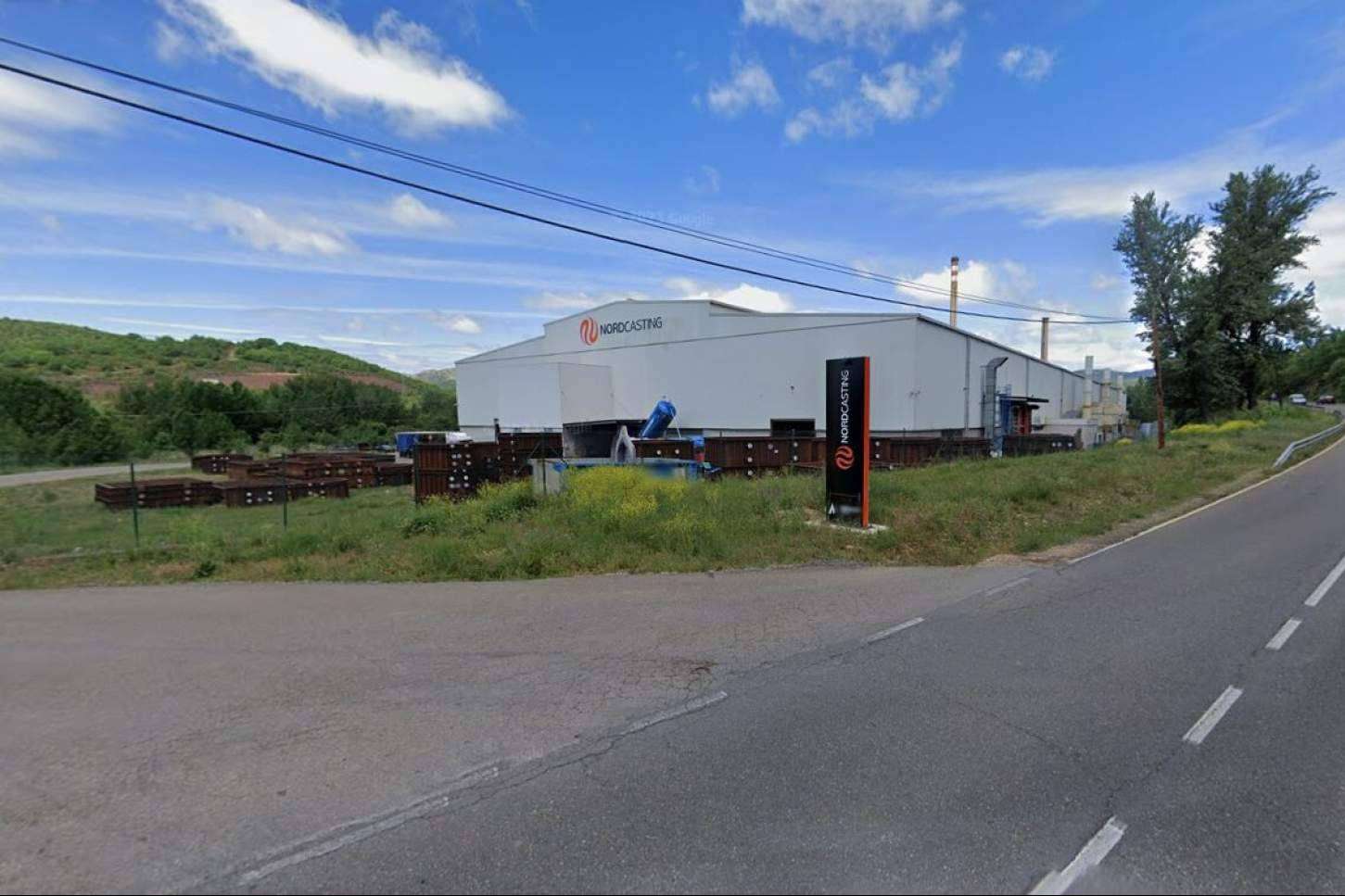 Nueva subasta en León, una nave industrial y dos parcelas en La Robla