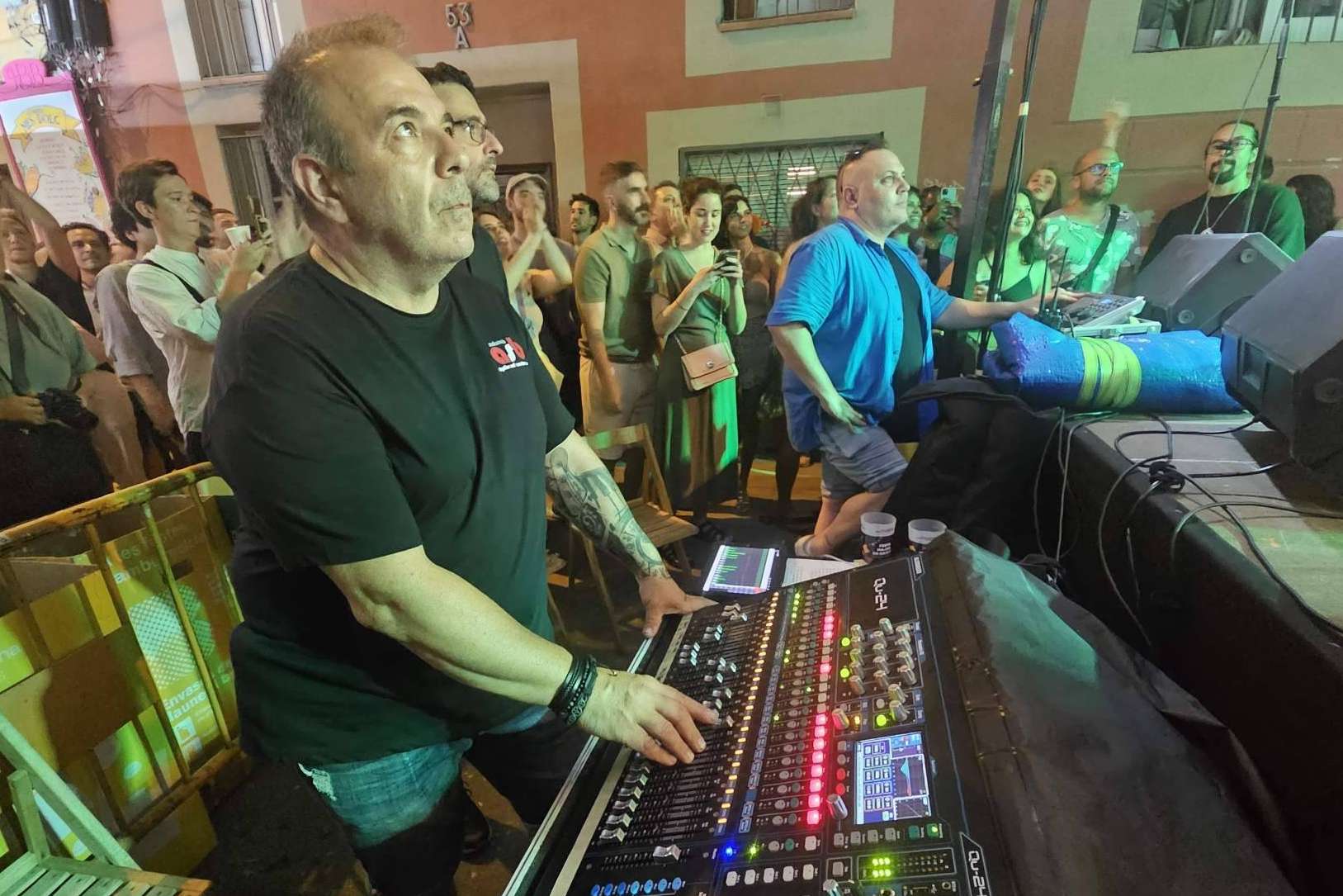 ASB Audiovisuals, expertos en alquiler de equipos de sonido y audiovisuales para eventos en Barcelona