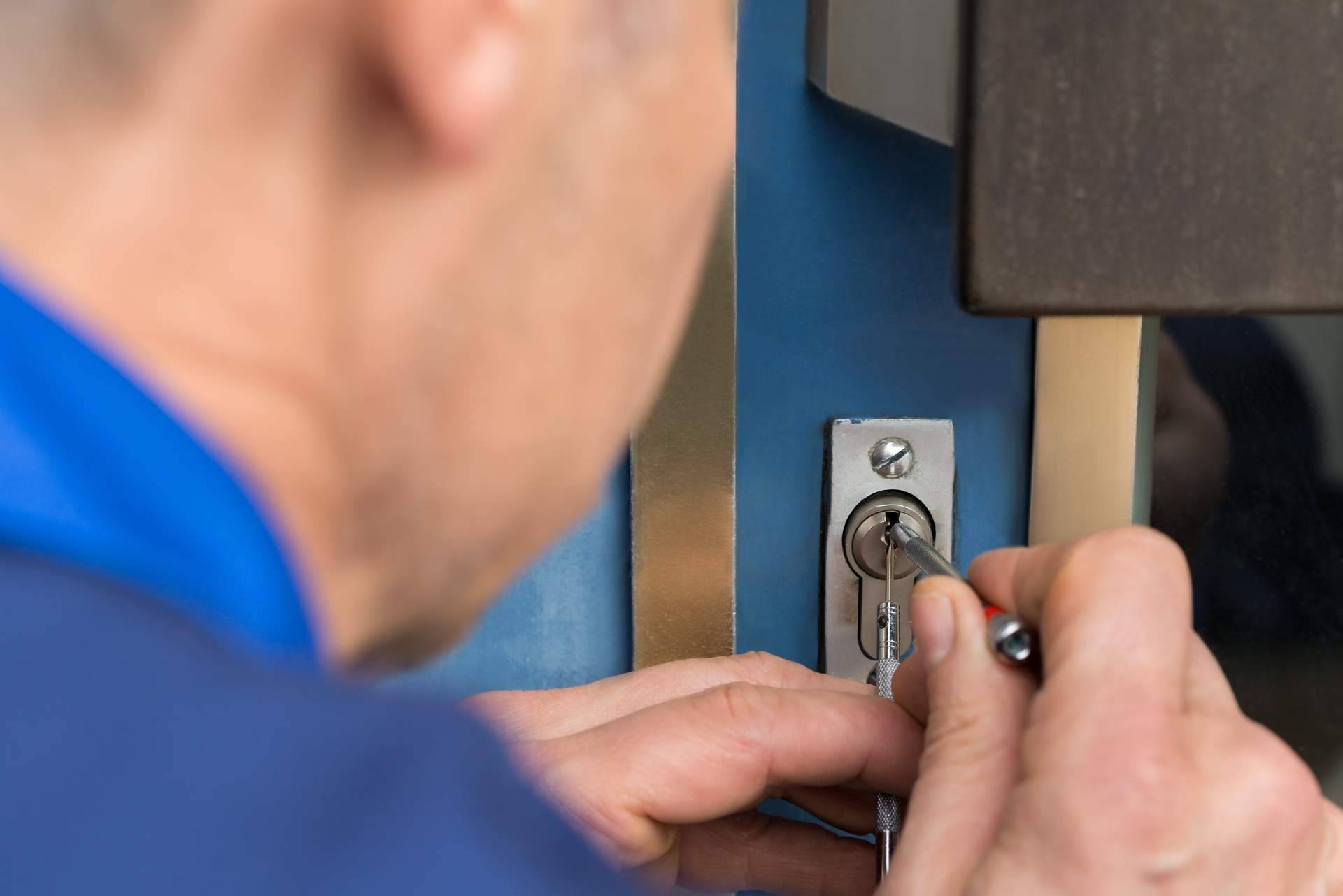 Cerrajeros Reparar tu Casa; La empresa líder en servicios de cerrajería en Benidorm y Villajoyosa