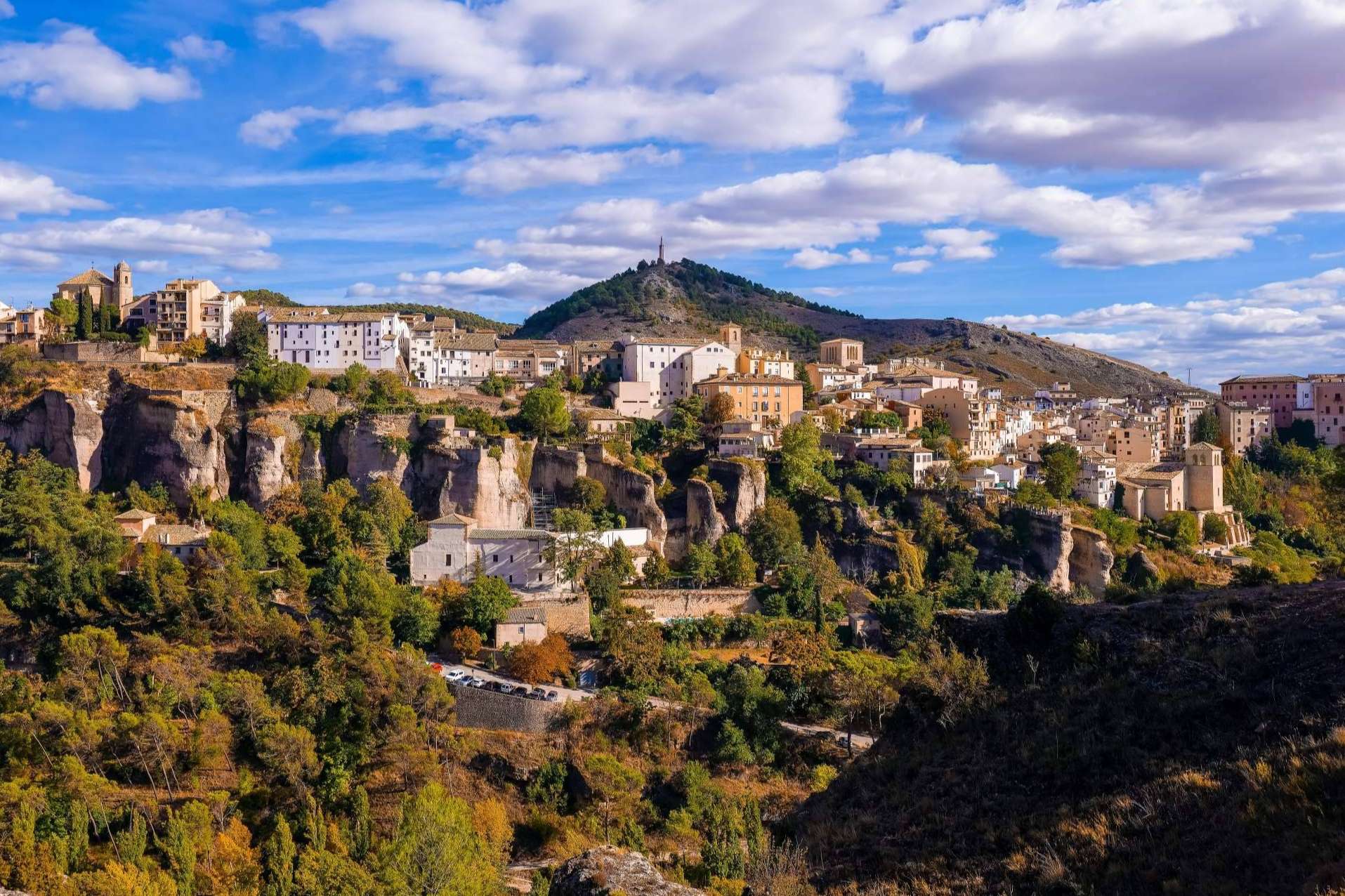 Vacaciones en Cuenca; anticipo de Semana Santa y encanto primaveral