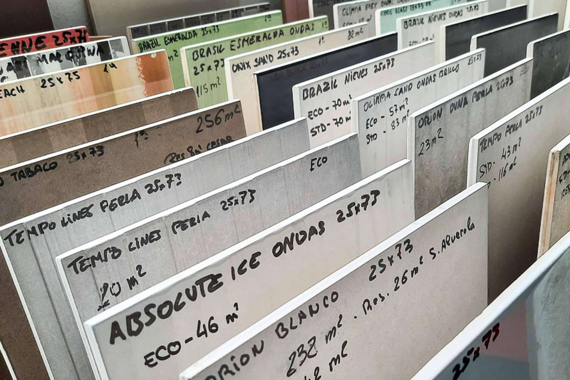 Artegres promueve la venta de lotes cerámicos en segunda calidad y contribuye al ahorro en las reformas
