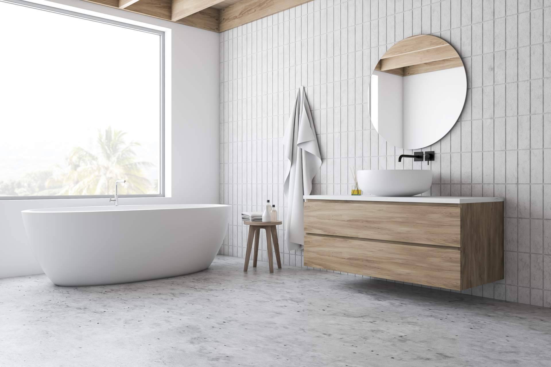 Platos de ducha de resina, mamparas y muebles de baño; las 10 firmas más destacadas del sector en 2025