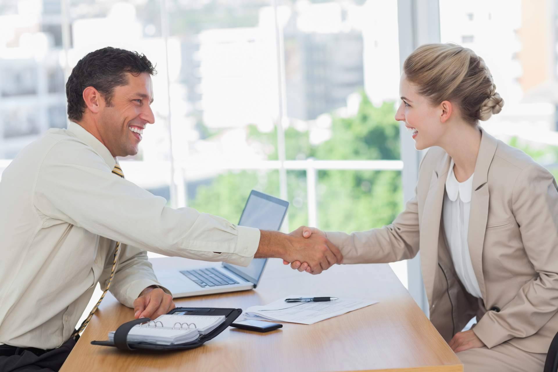 Headhunting para puestos críticos; más allá del currículum y la experiencia
