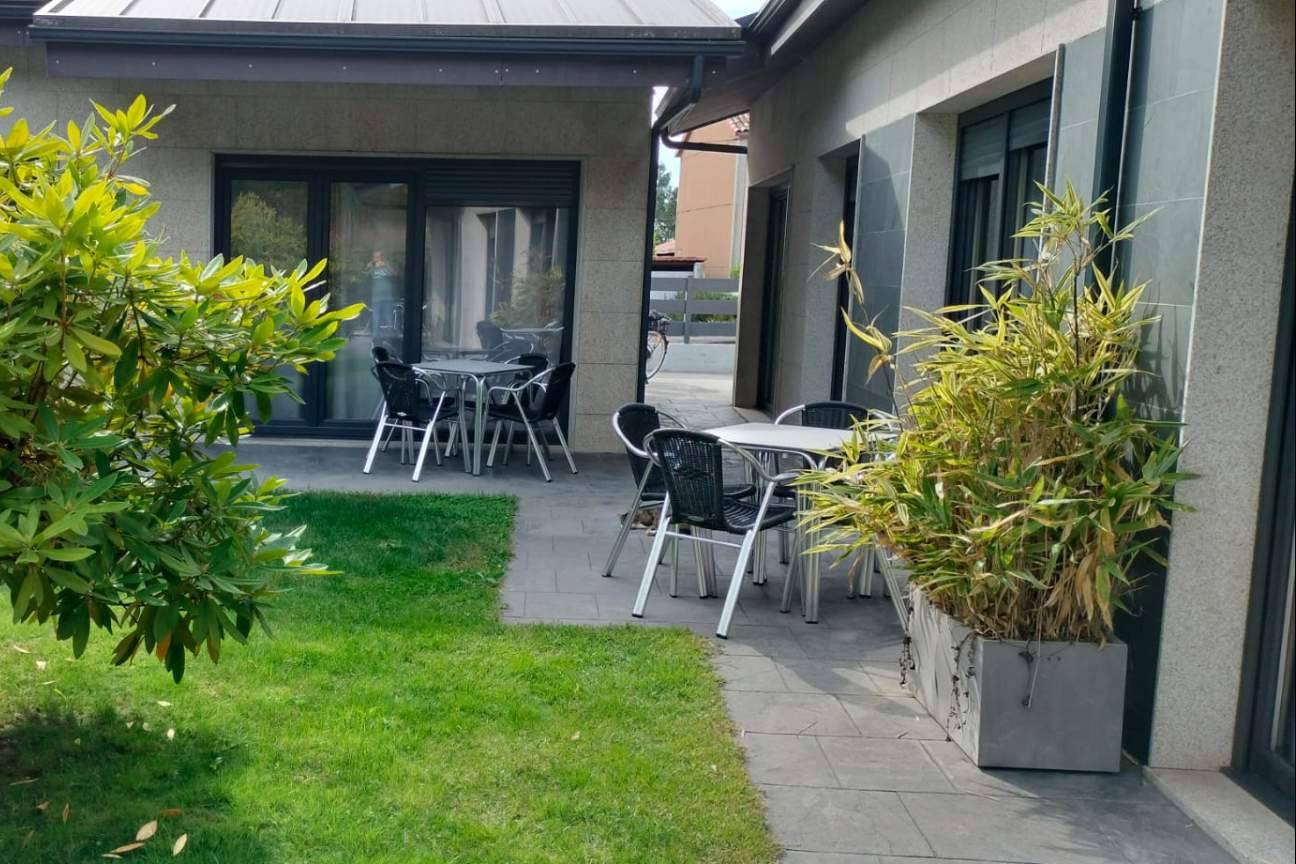 Apartamentos Turísticos Carballos Altos en el corazón del Camino de Santiago en Arzúa