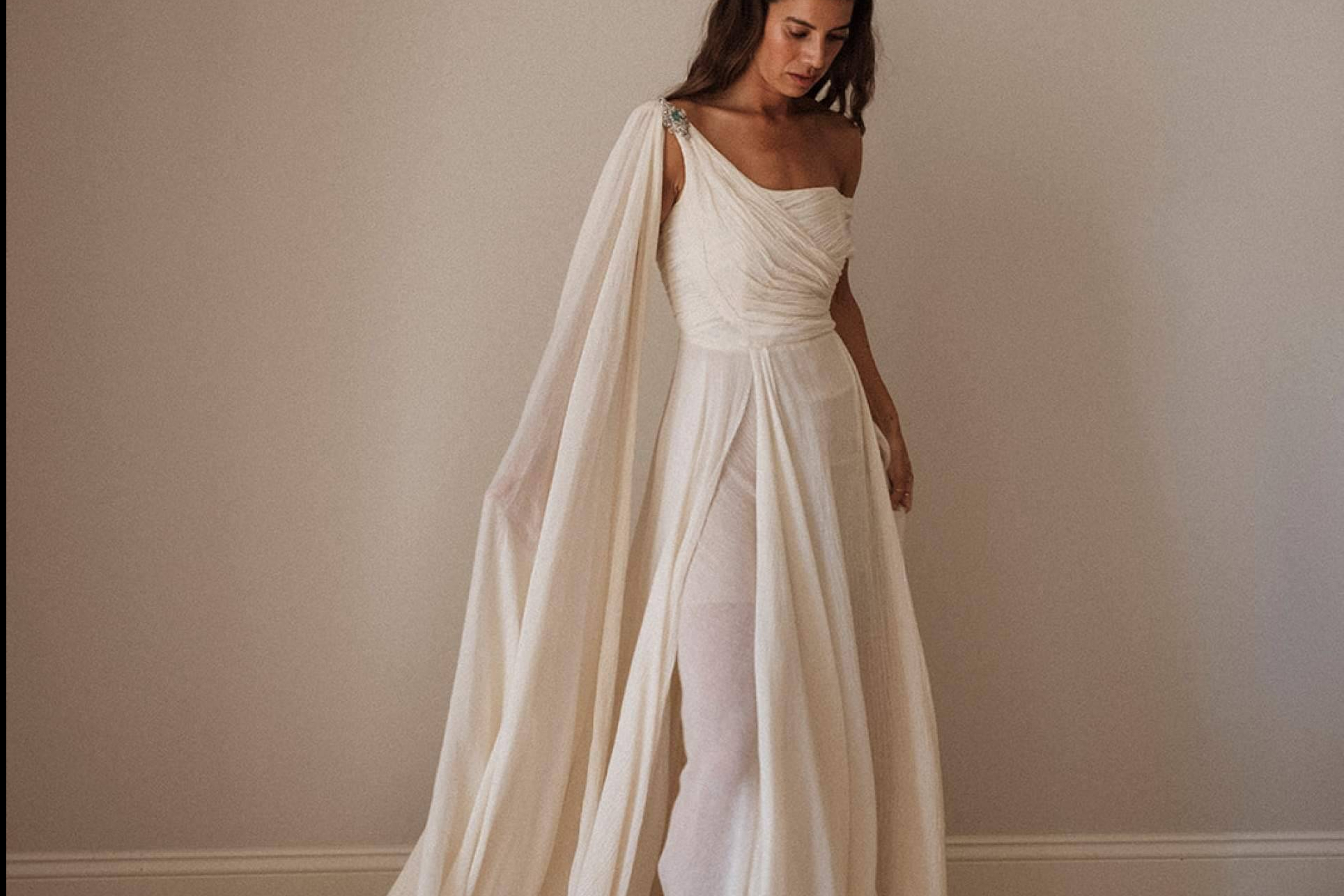Katarina Grey; la diseñadora que transforma el vestido de novia en una experiencia única