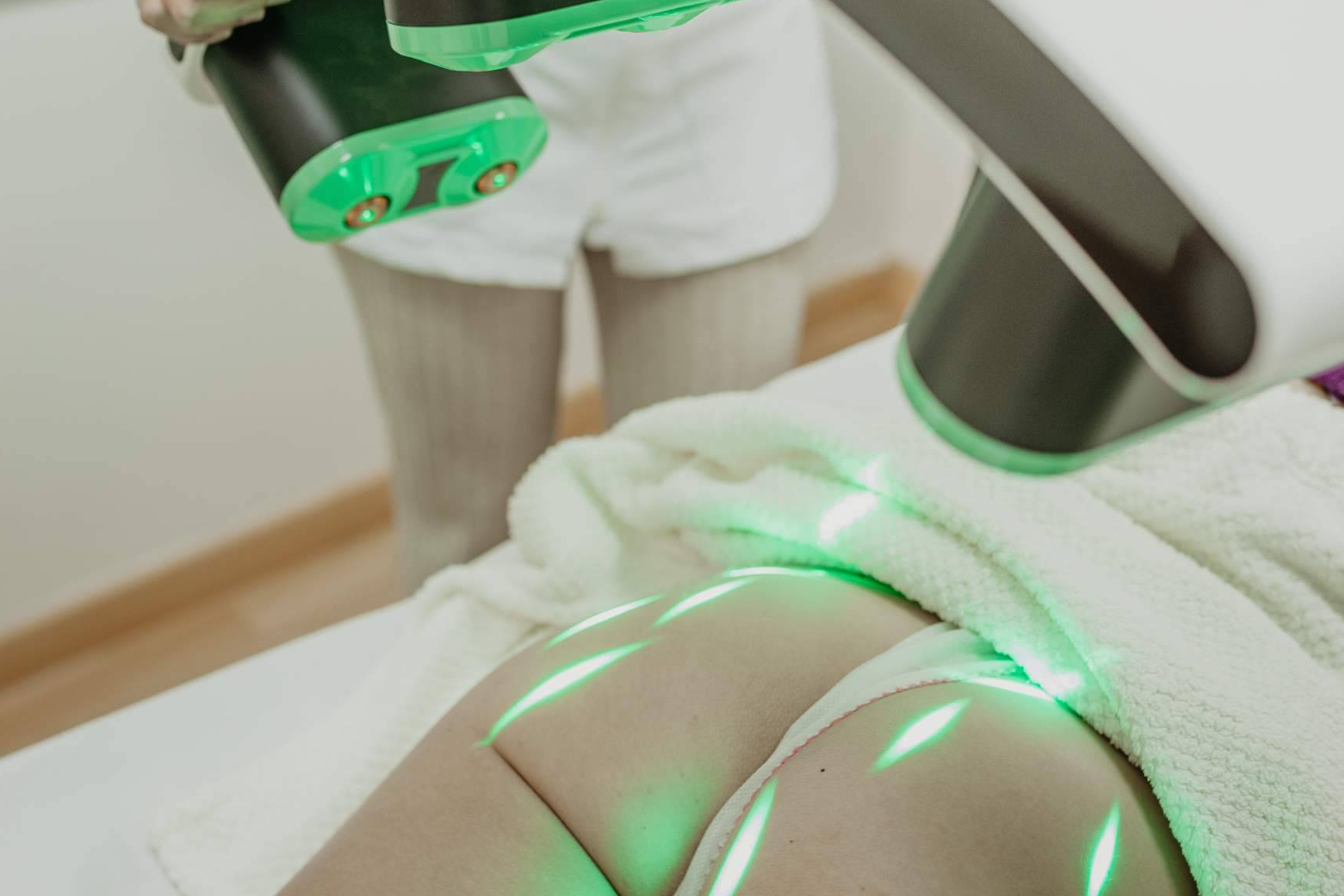 Star Wappas potencia su línea corporal con tratamientos como Endosphères Therapy, láser verde y ondas de choque
