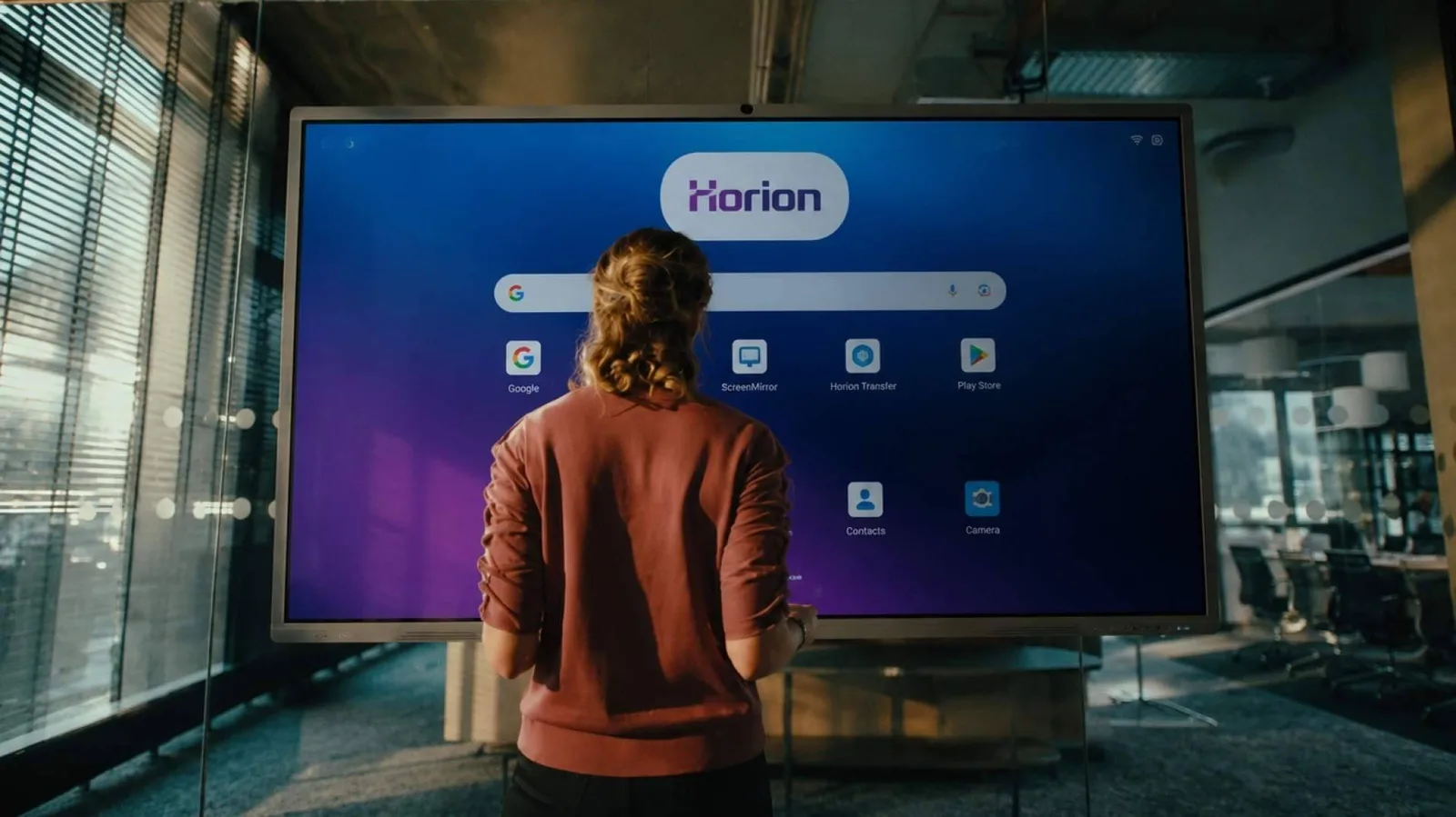 Horion Spain proyecta el verdadero futuro para las empresas con sus pantallas interactivas